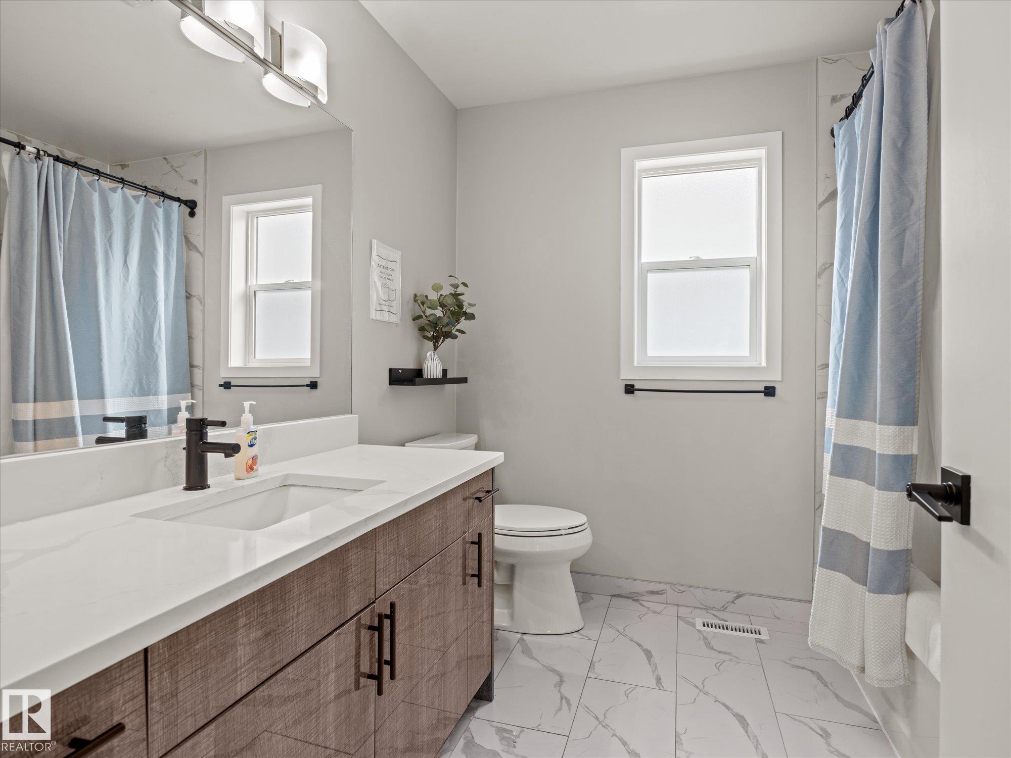 Photo 12 at 10109 80 Street NW, Forest Heights, Edmonton