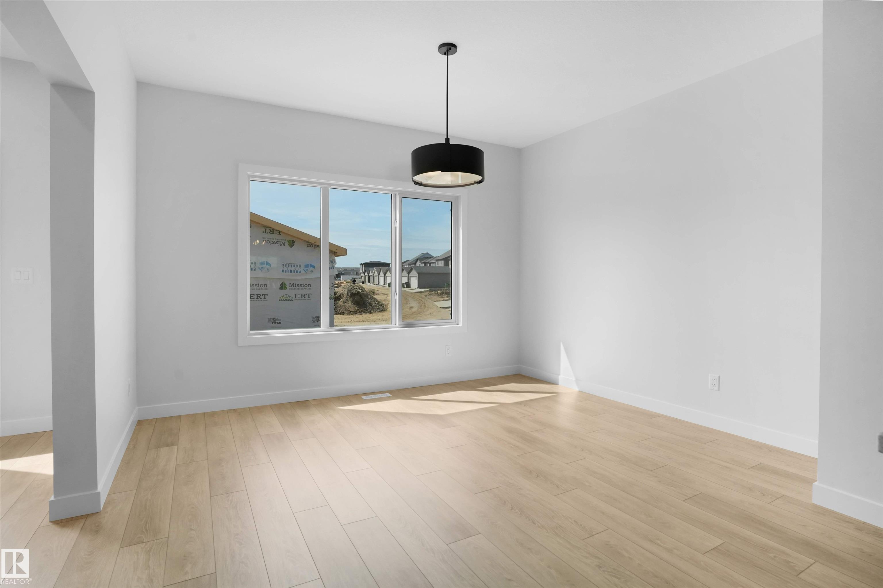 Photo 13 at 22519 88 Avenue NW, Rosenthal, Edmonton