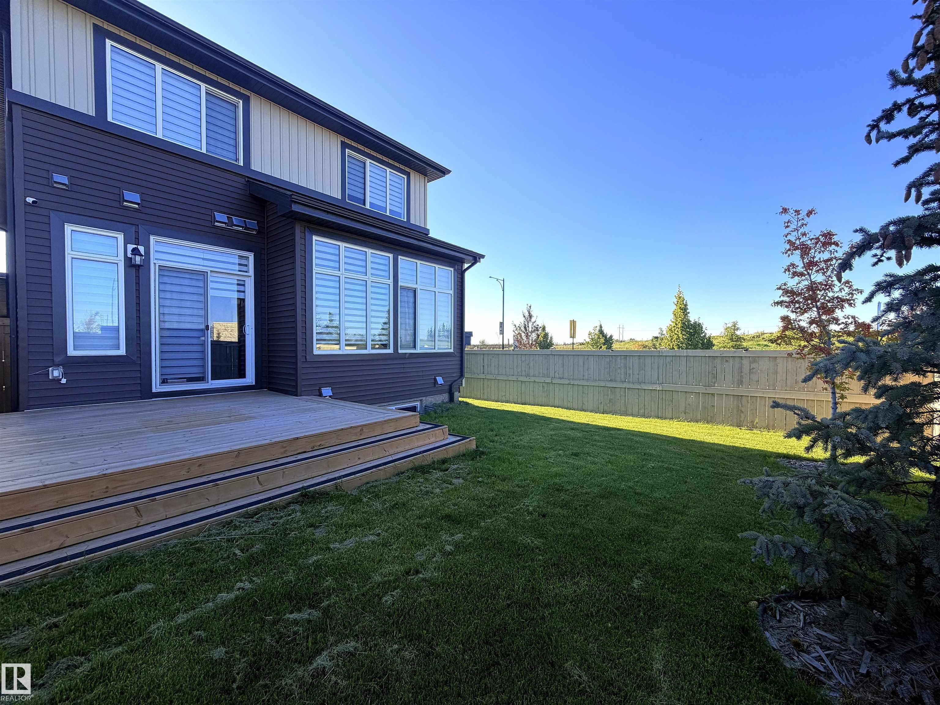 1003 Goldfinch Way NW, Kinglet Gardens, Edmonton 2