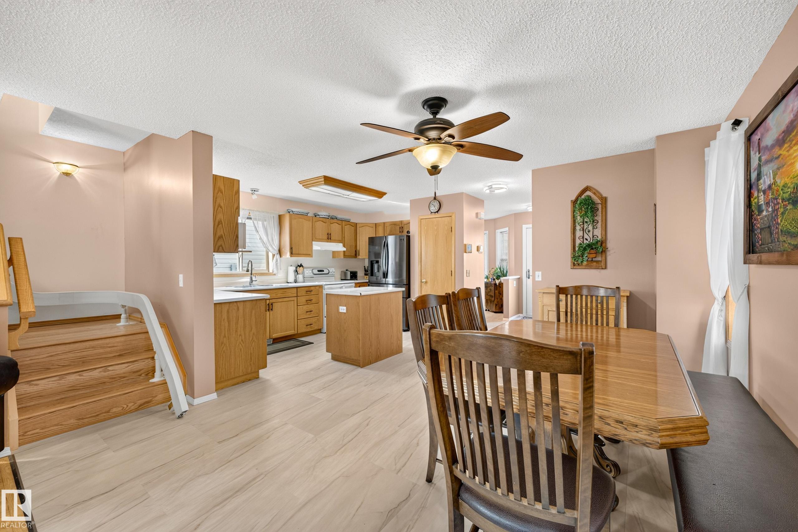 Photo 17 at 1223 Gillespie Crescent NW, Glastonbury, Edmonton