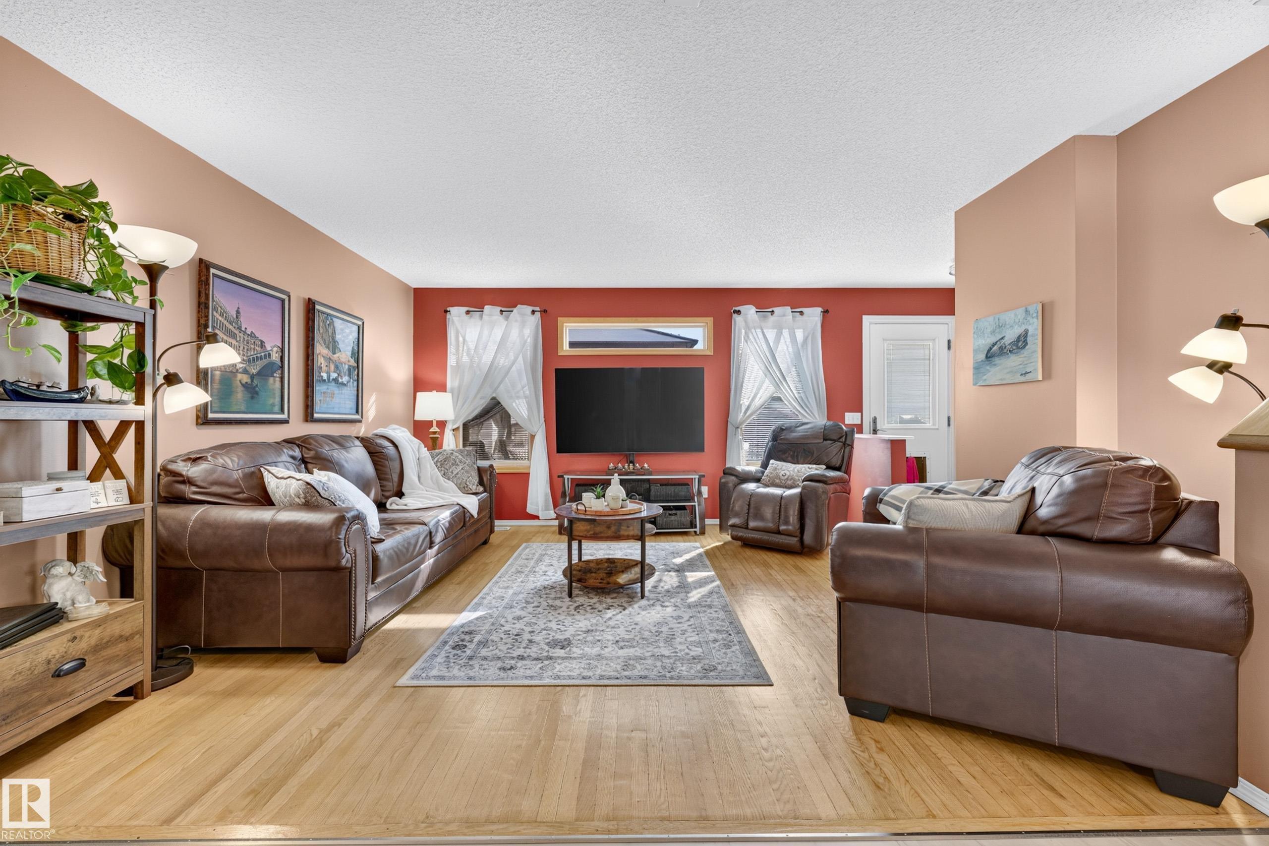 Photo 19 at 1223 Gillespie Crescent NW, Glastonbury, Edmonton