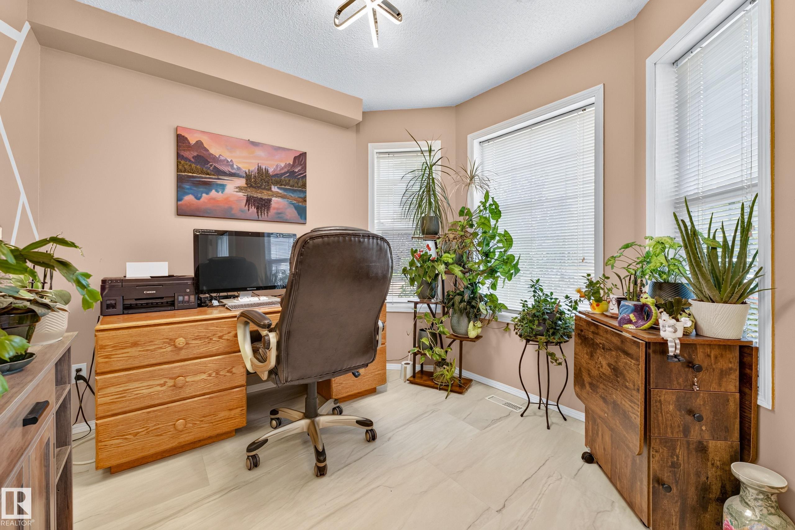 Photo 7 at 1223 Gillespie Crescent NW, Glastonbury, Edmonton