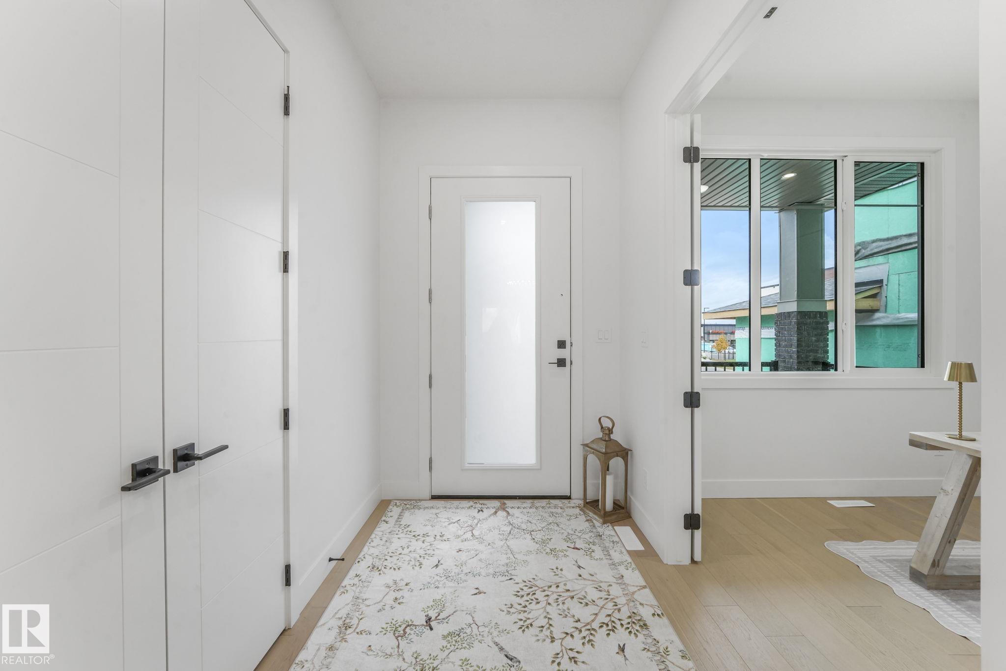 5 Sterlingshire Manor, Hillshire, Sherwood Park