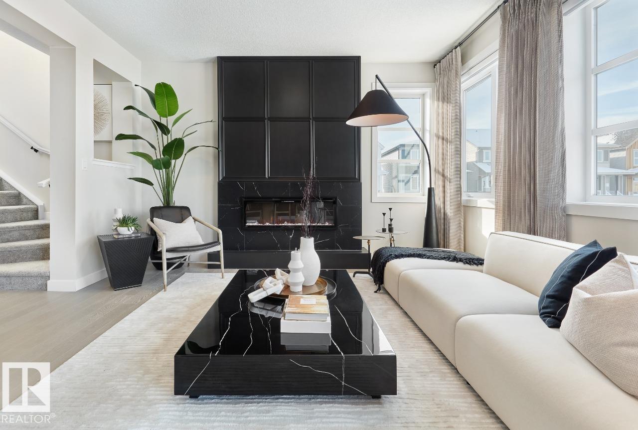 2504 204 ST NW, Edmonton, AB T6M 0W7