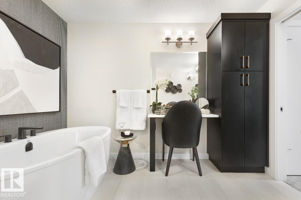 Photo 15 at 2504 204 Street NW, The Uplands, Edmonton