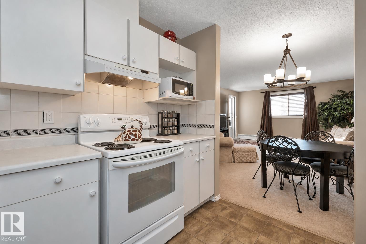 Photo 8 at 115 - 11511 130 Street NW, Inglewood, Edmonton