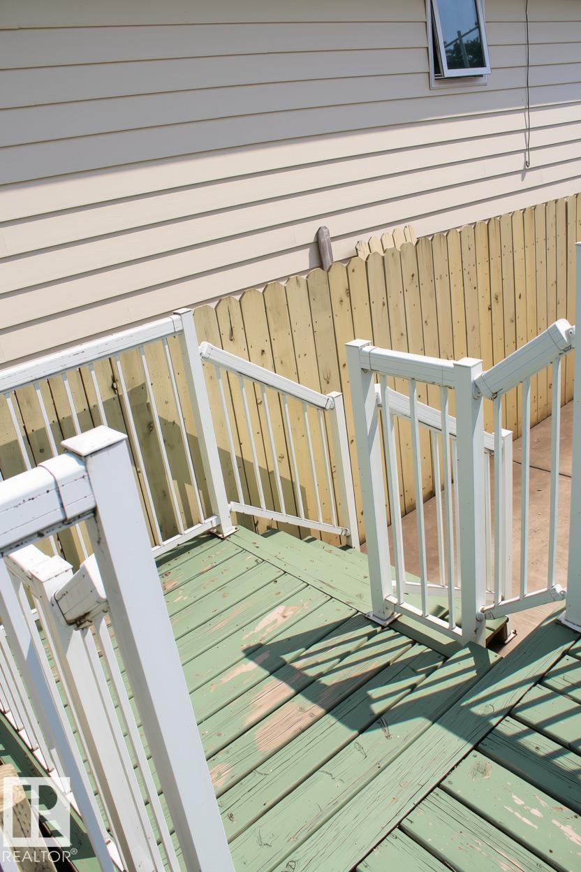 Photo 13 at 7703 104 Avenue NW, Forest Heights, Edmonton