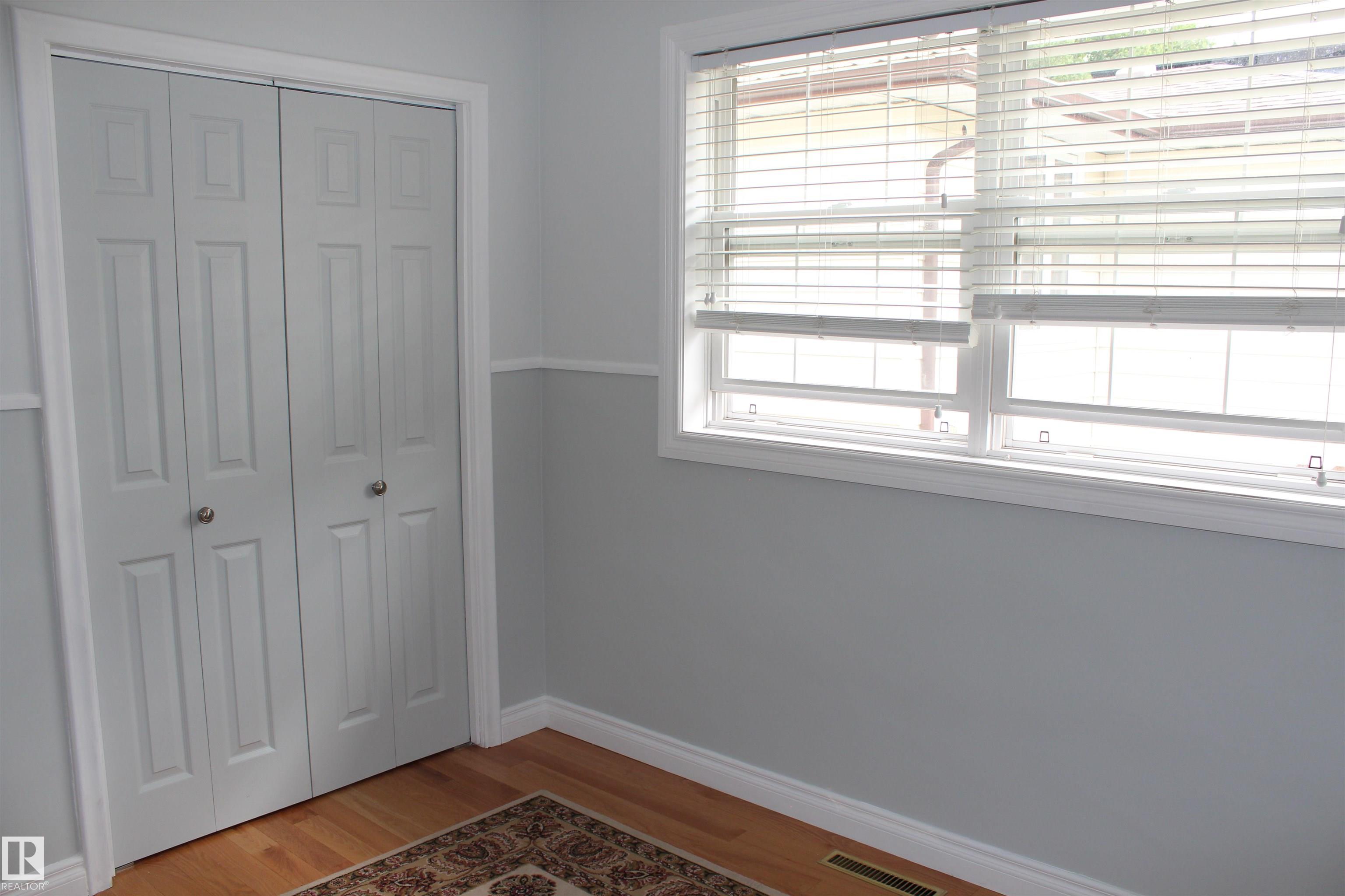 Photo 37 at 7703 104 Avenue NW, Forest Heights, Edmonton
