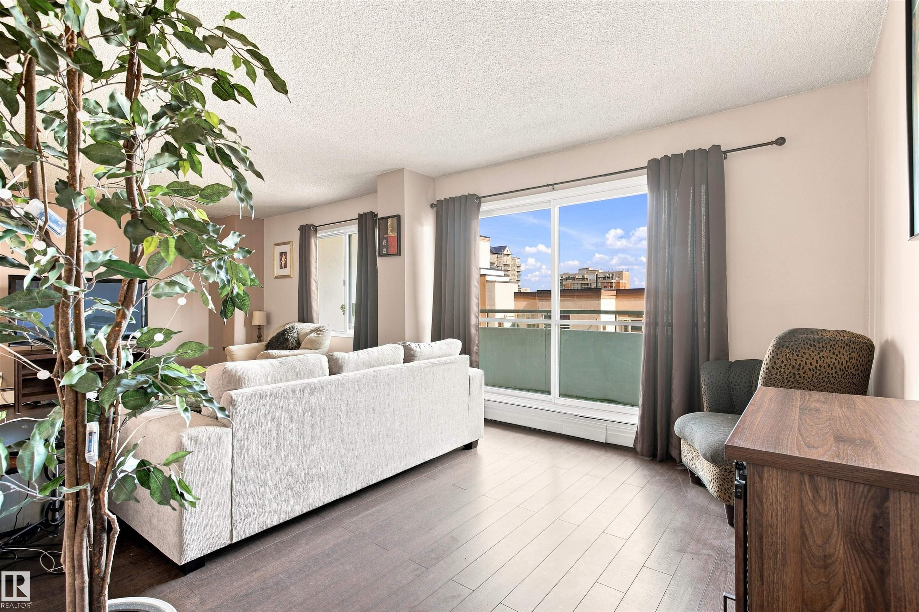 Photo 15 at 403 - 9725 106 Street NW, Downtown, Edmonton