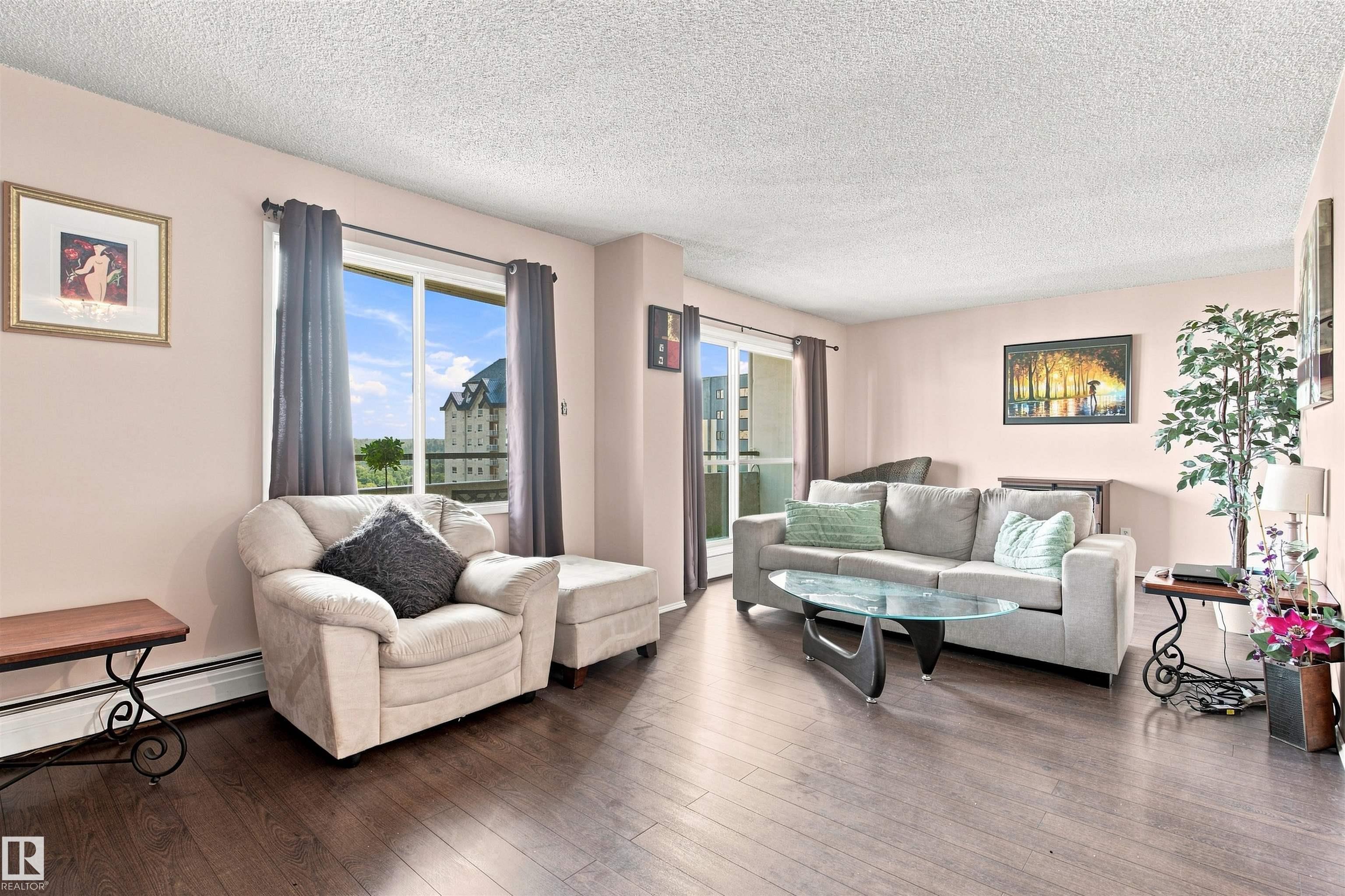 Photo 10 at 403 - 9725 106 Street NW, Downtown, Edmonton