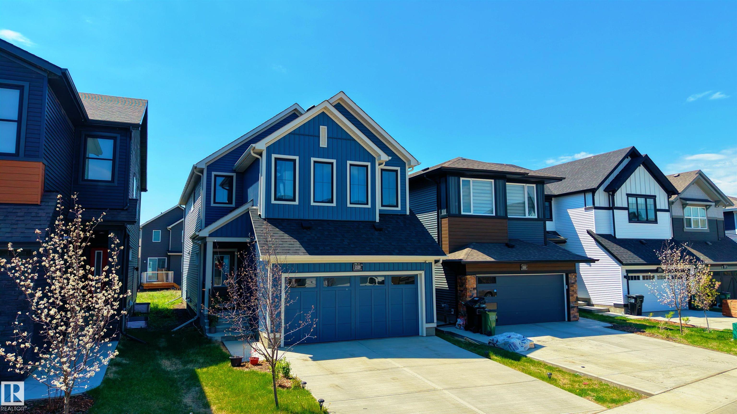 2120 MUCKLEPLUM CR SW, Edmonton, AB T6X 3H1