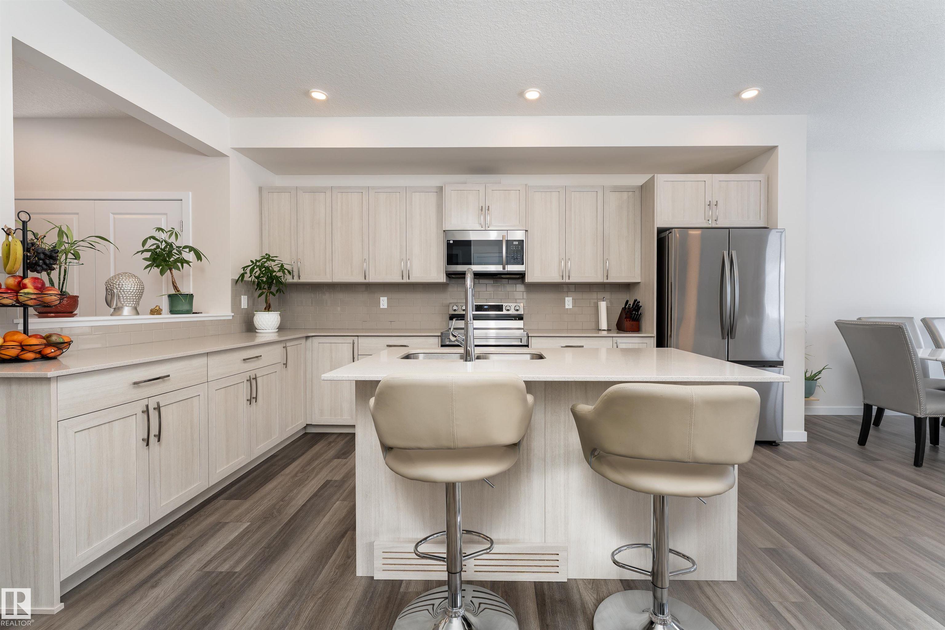 2120 Muckleplum Crescent SW, The Orchards At Ellerslie, Edmonton