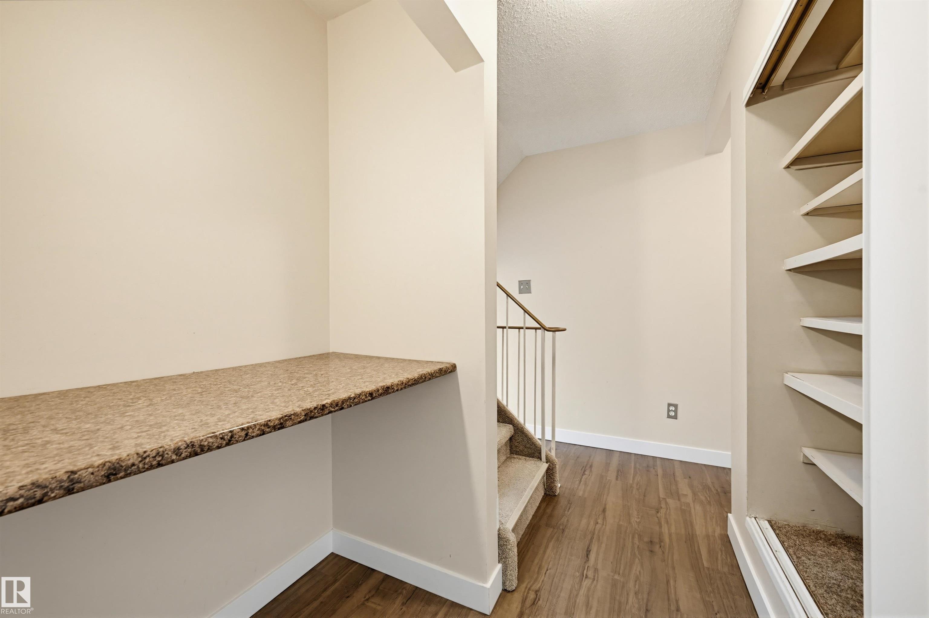 Photo 13 at 817 Erin Place NW, Thorncliffe, Edmonton