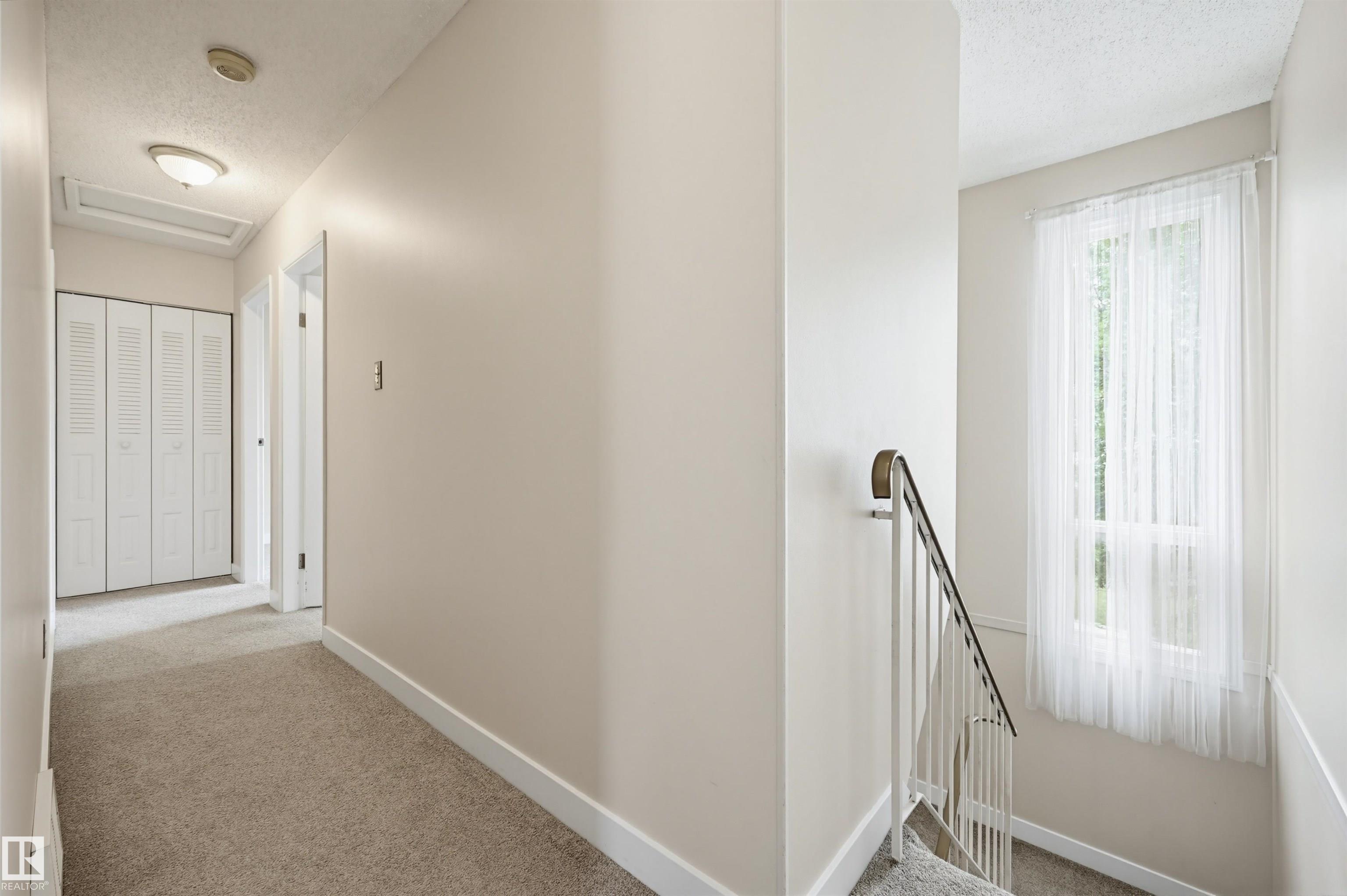 Photo 17 at 817 Erin Place NW, Thorncliffe, Edmonton