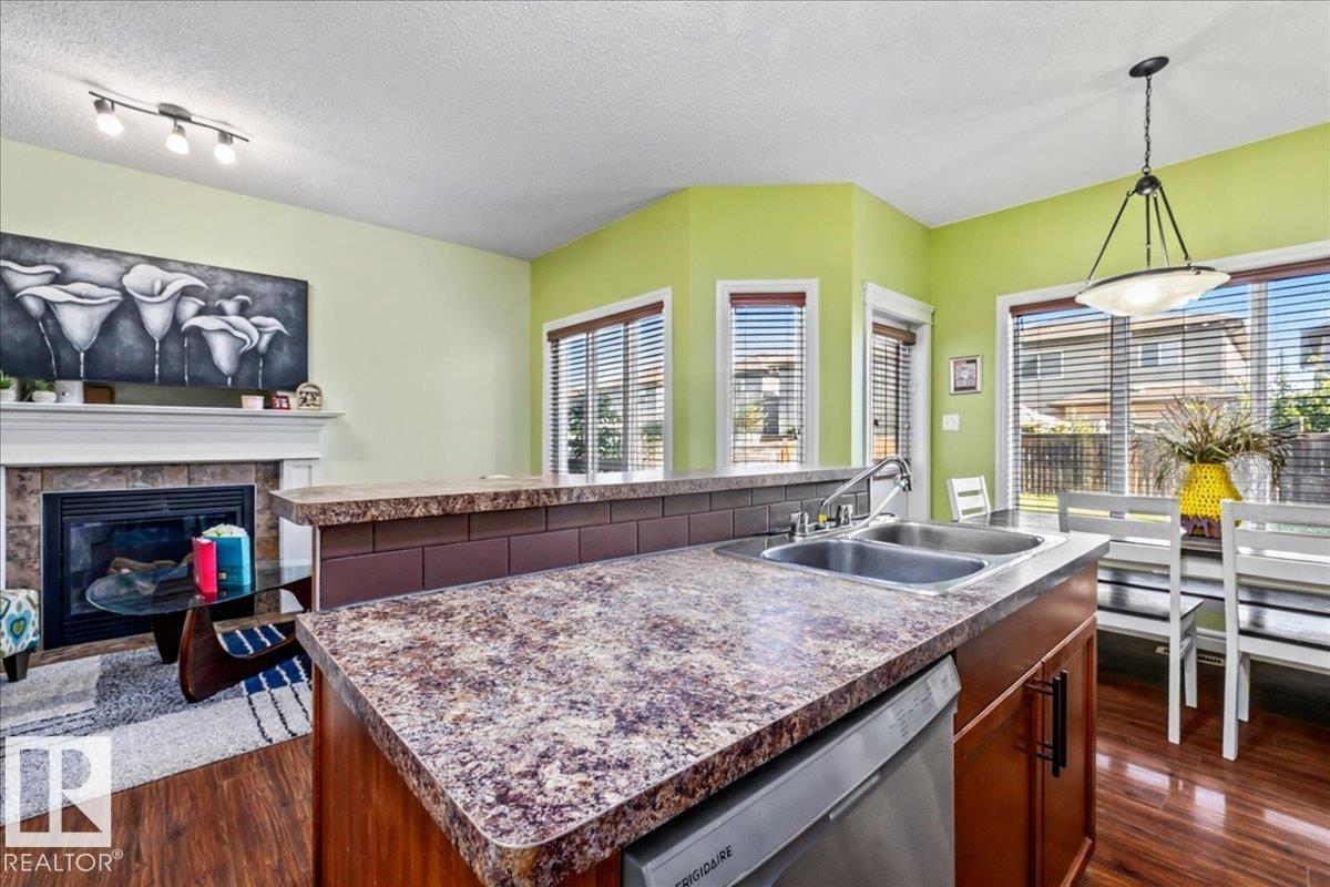 Photo 13 at 11506 17 Avenue SW, Rutherford, Edmonton