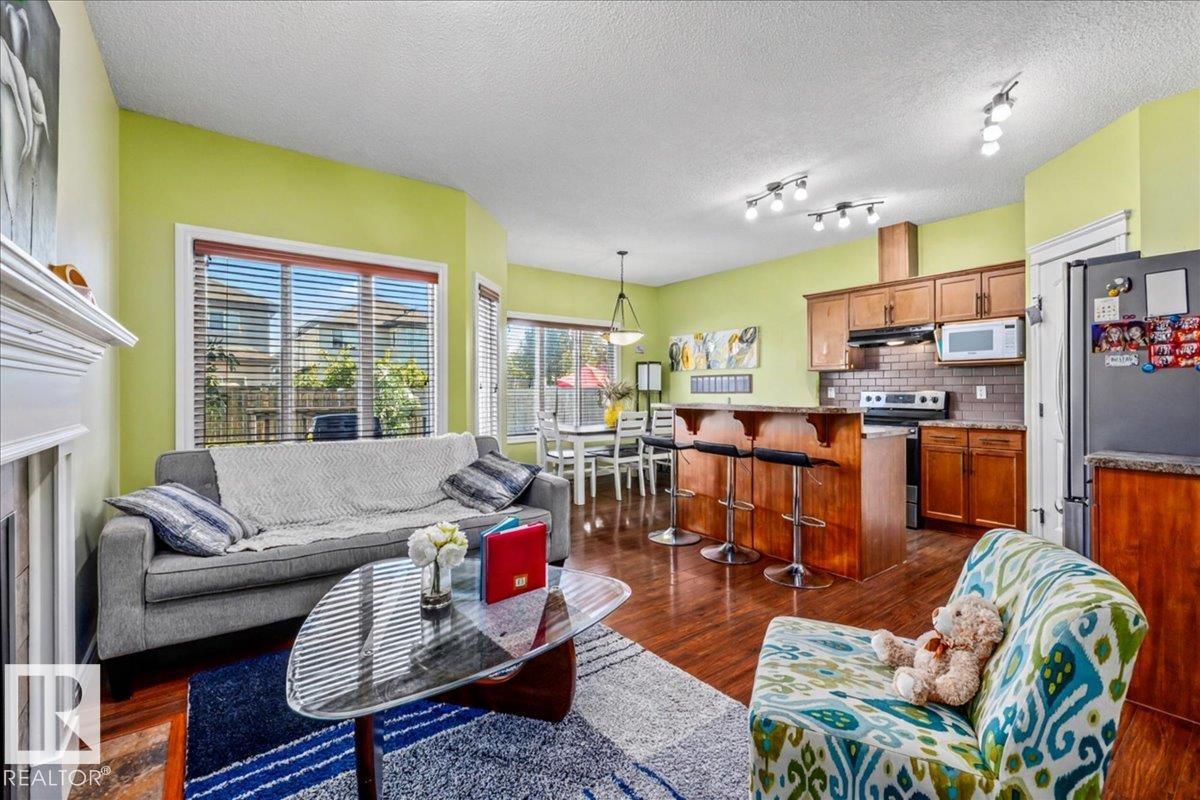 Photo 7 at 11506 17 Avenue SW, Rutherford, Edmonton