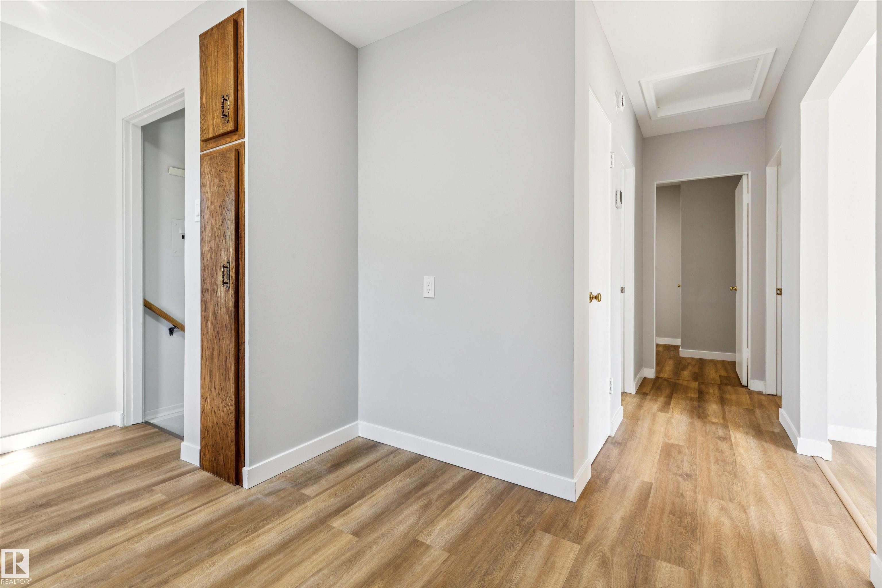Photo 27 at 10916 151 Street NW, High Park, Edmonton