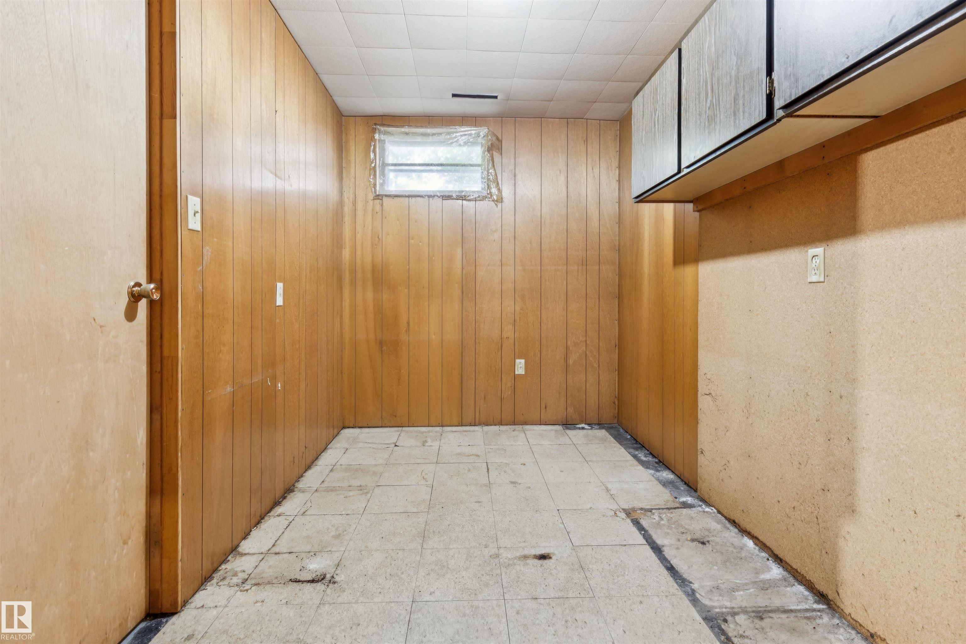Photo 49 at 10916 151 Street NW, High Park, Edmonton