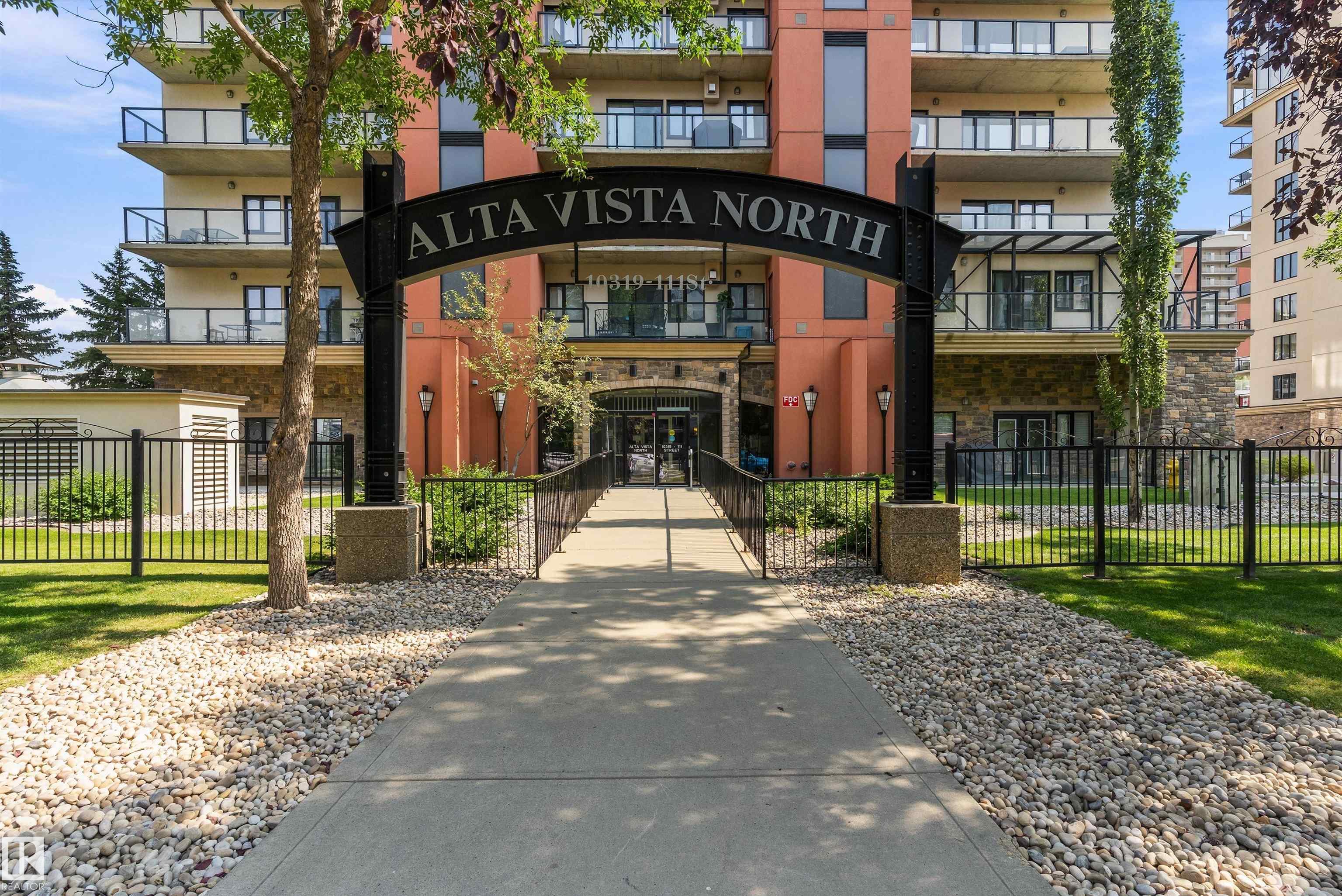 806 - 10319 111 Street NW, Downtown, Edmonton