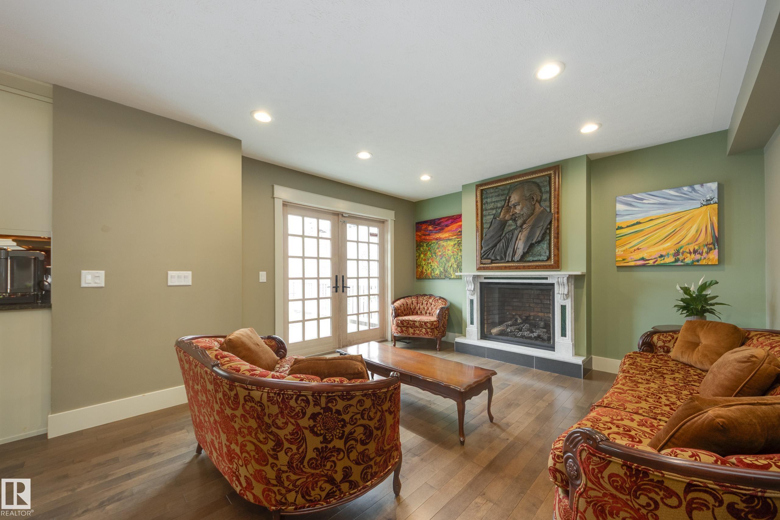 Photo 11 at 11210 60 Street NW, Highlands, Edmonton