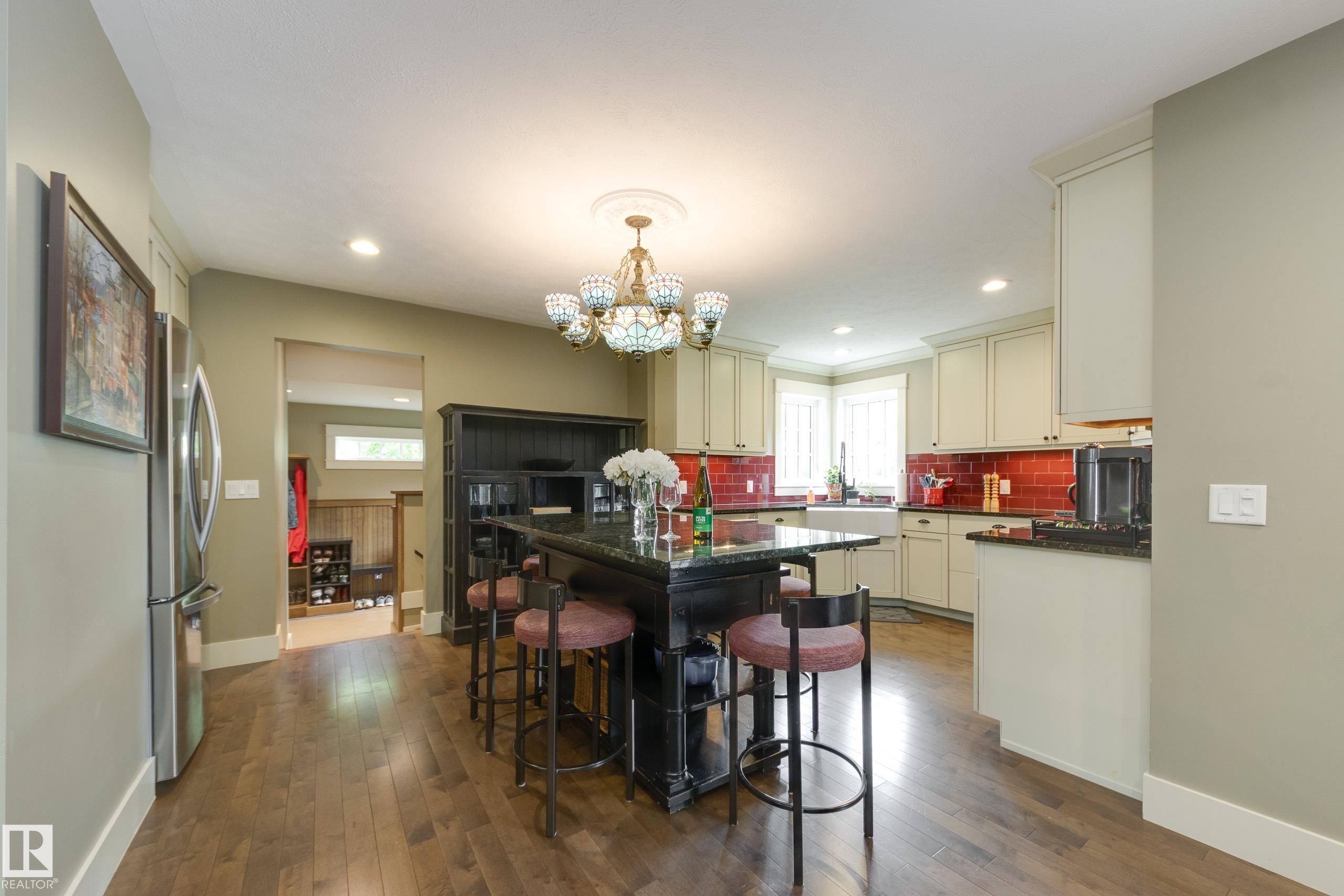 Photo 14 at 11210 60 Street NW, Highlands, Edmonton