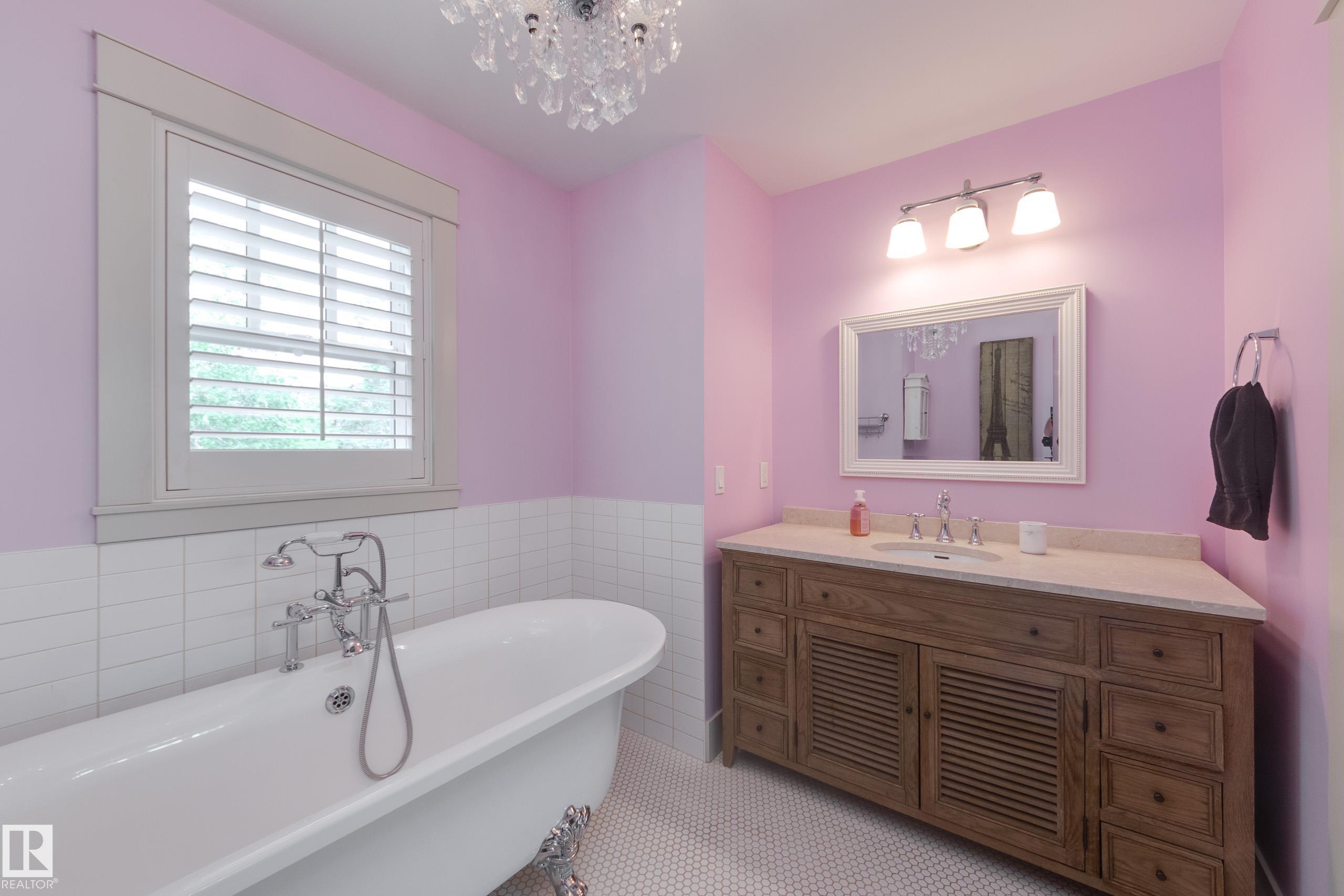 Photo 42 at 11210 60 Street NW, Highlands, Edmonton