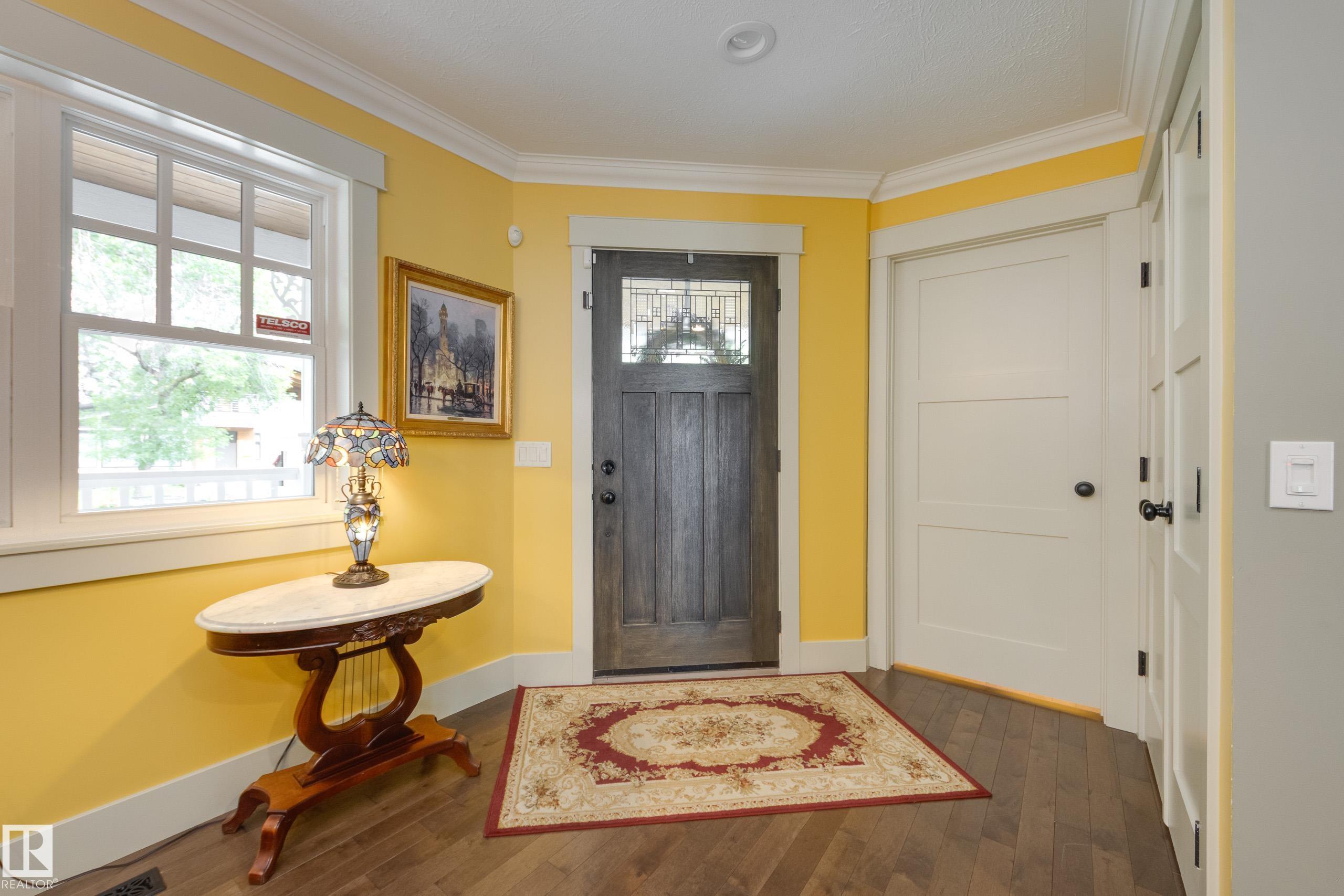Photo 6 at 11210 60 Street NW, Highlands, Edmonton