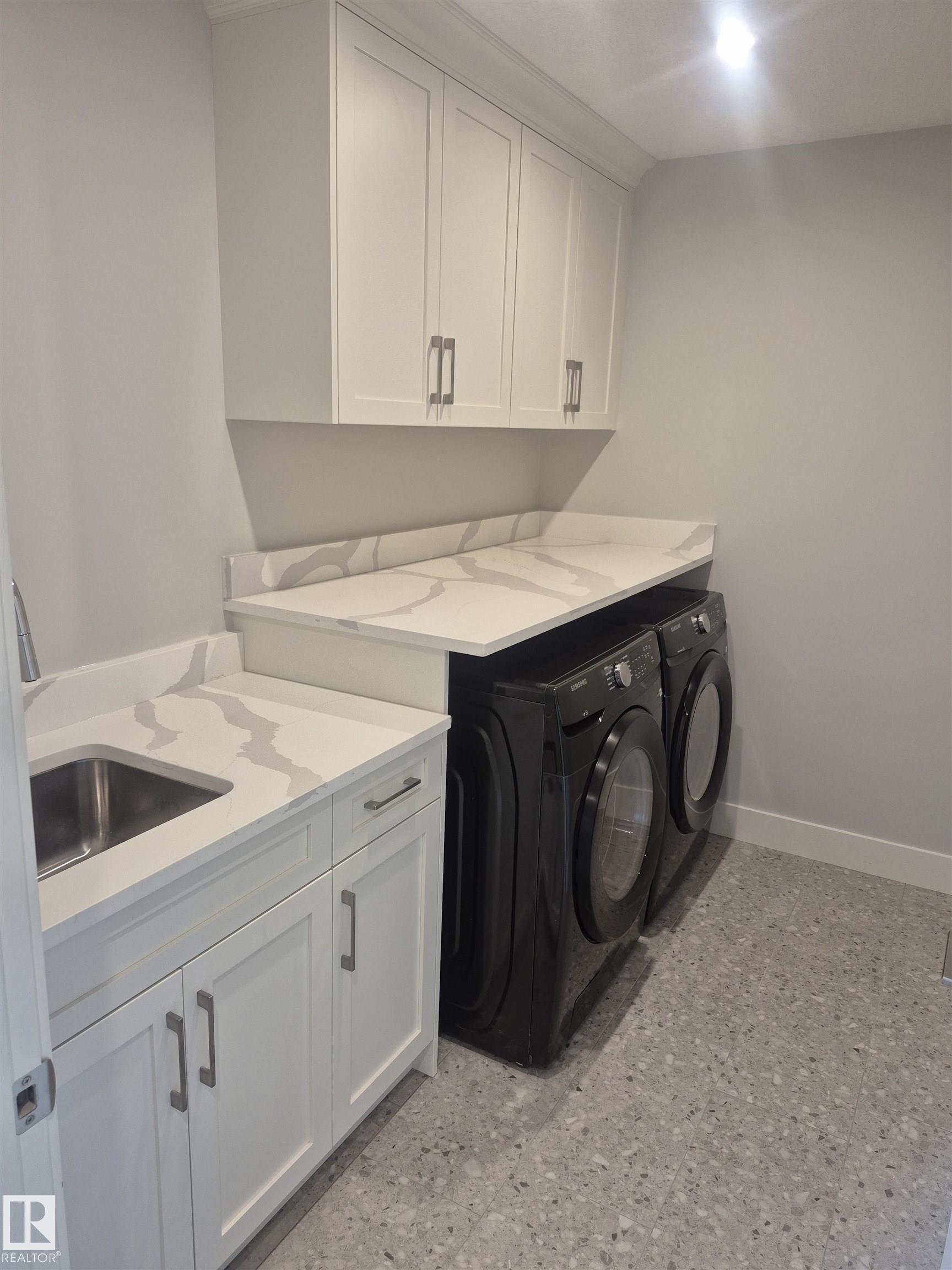 Photo 12 at 9515 75 Avenue NW, Ritchie, Edmonton