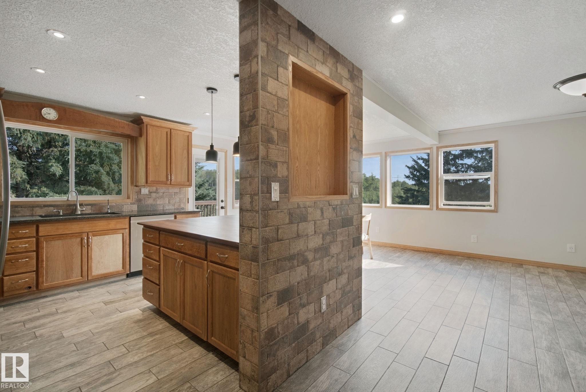 Photo 14 at 14 - 53203 Rge Road 15, Wendel Place, Rural Parkland County