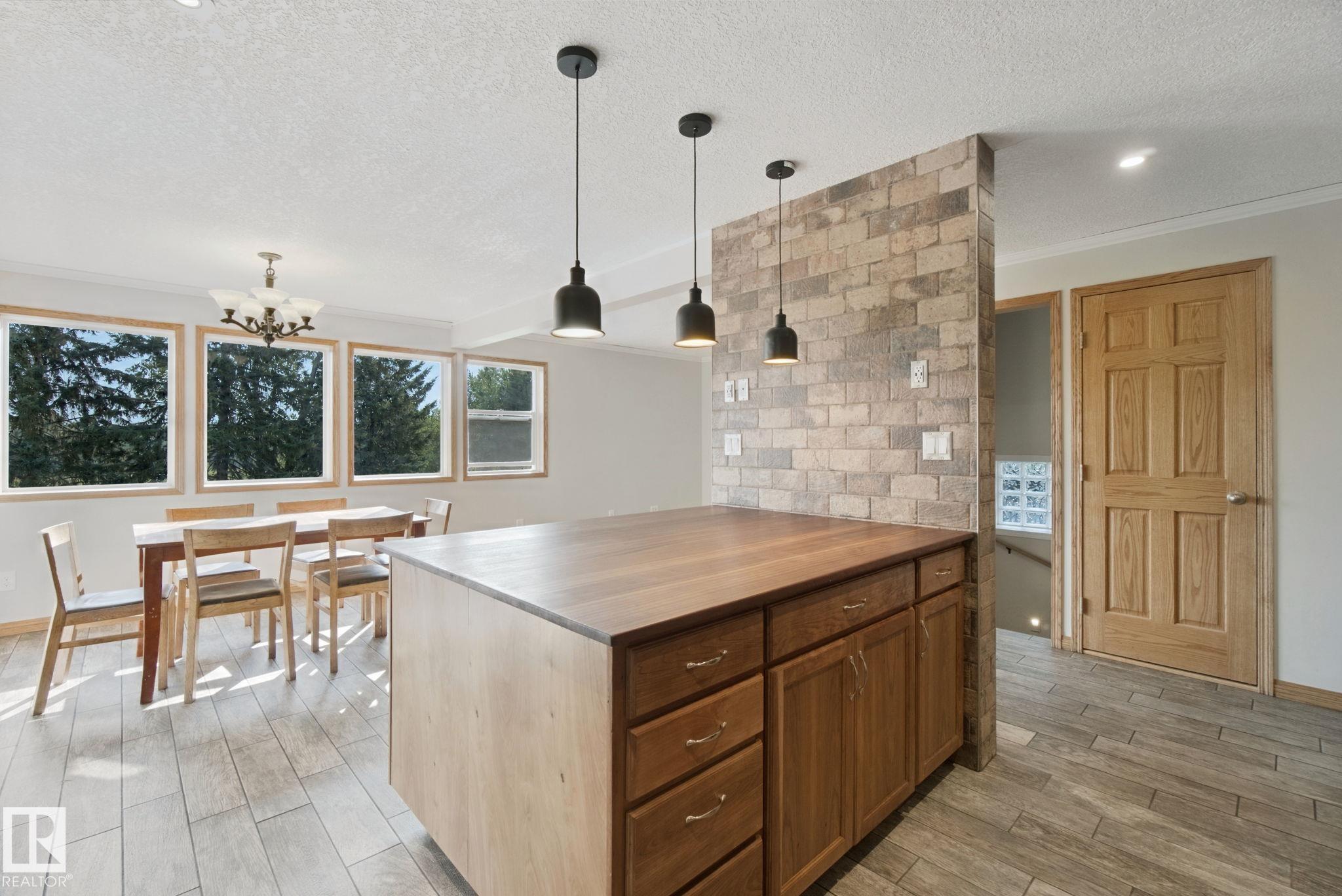 Photo 10 at 14 - 53203 Rge Road 15, Wendel Place, Rural Parkland County