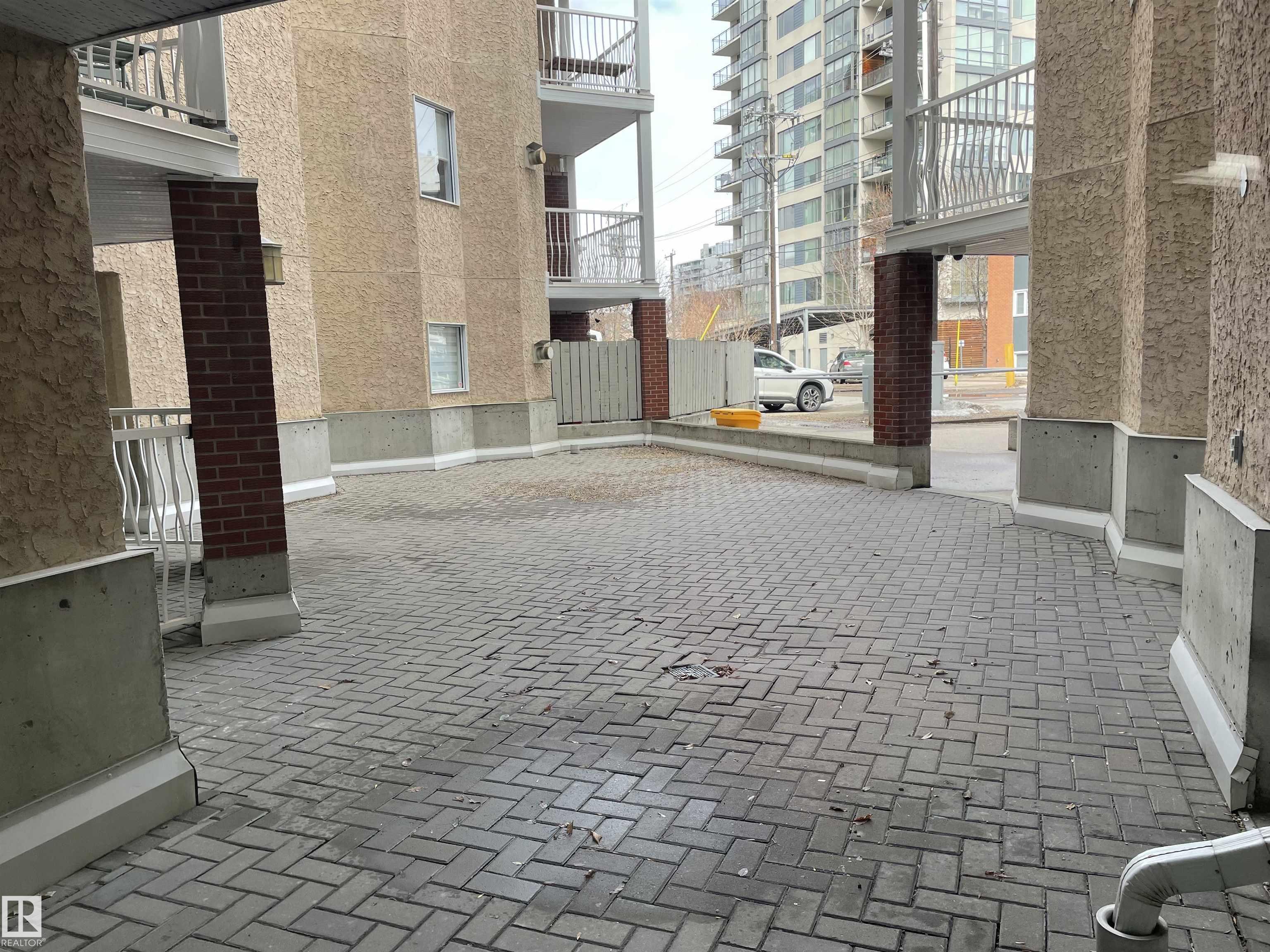 Photo 28 at 305 - 11716 100 Avenue NW, Wîhkwêntôwin, Edmonton