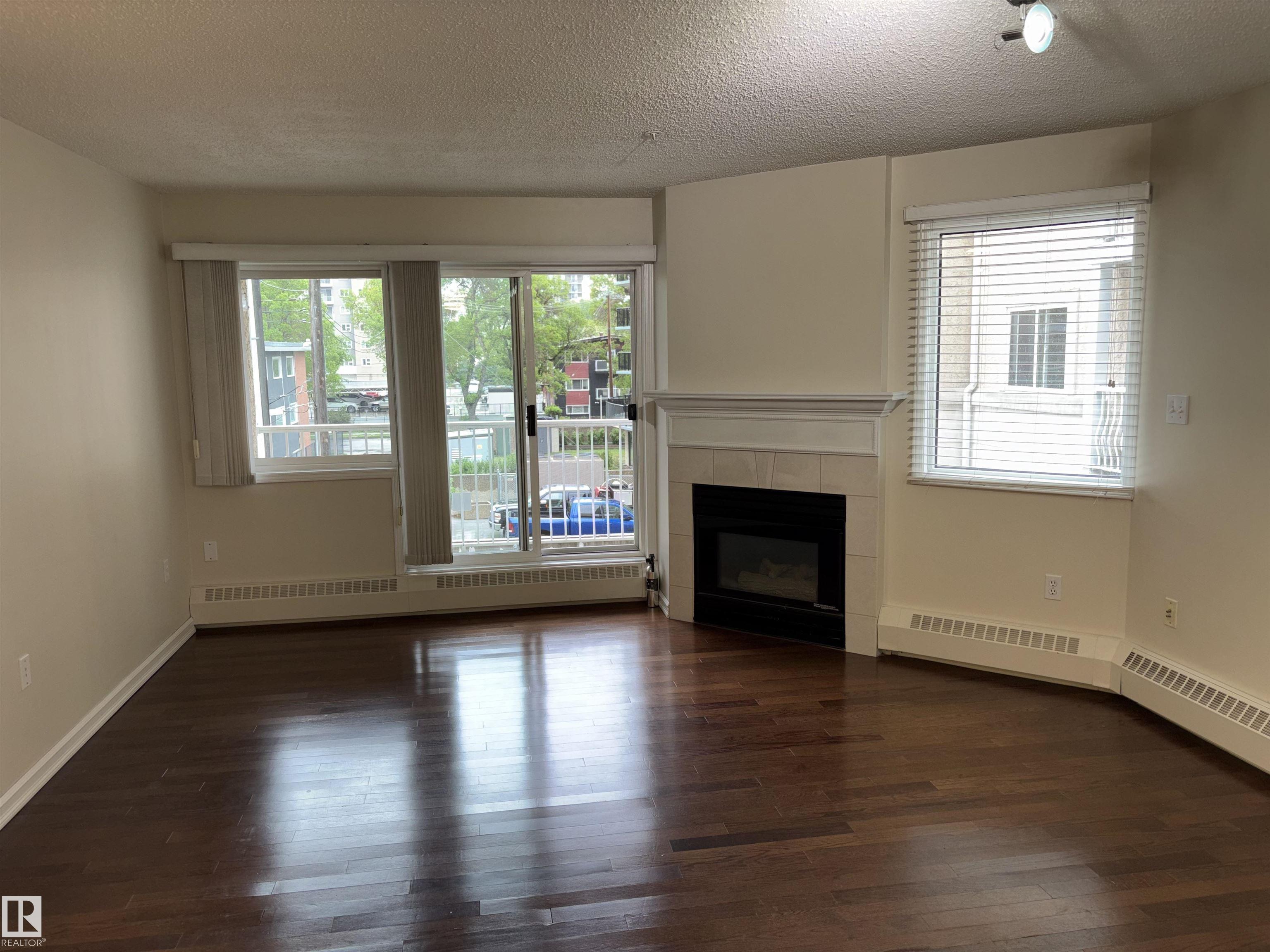 Photo 40 at 305 - 11716 100 Avenue NW, Wîhkwêntôwin, Edmonton