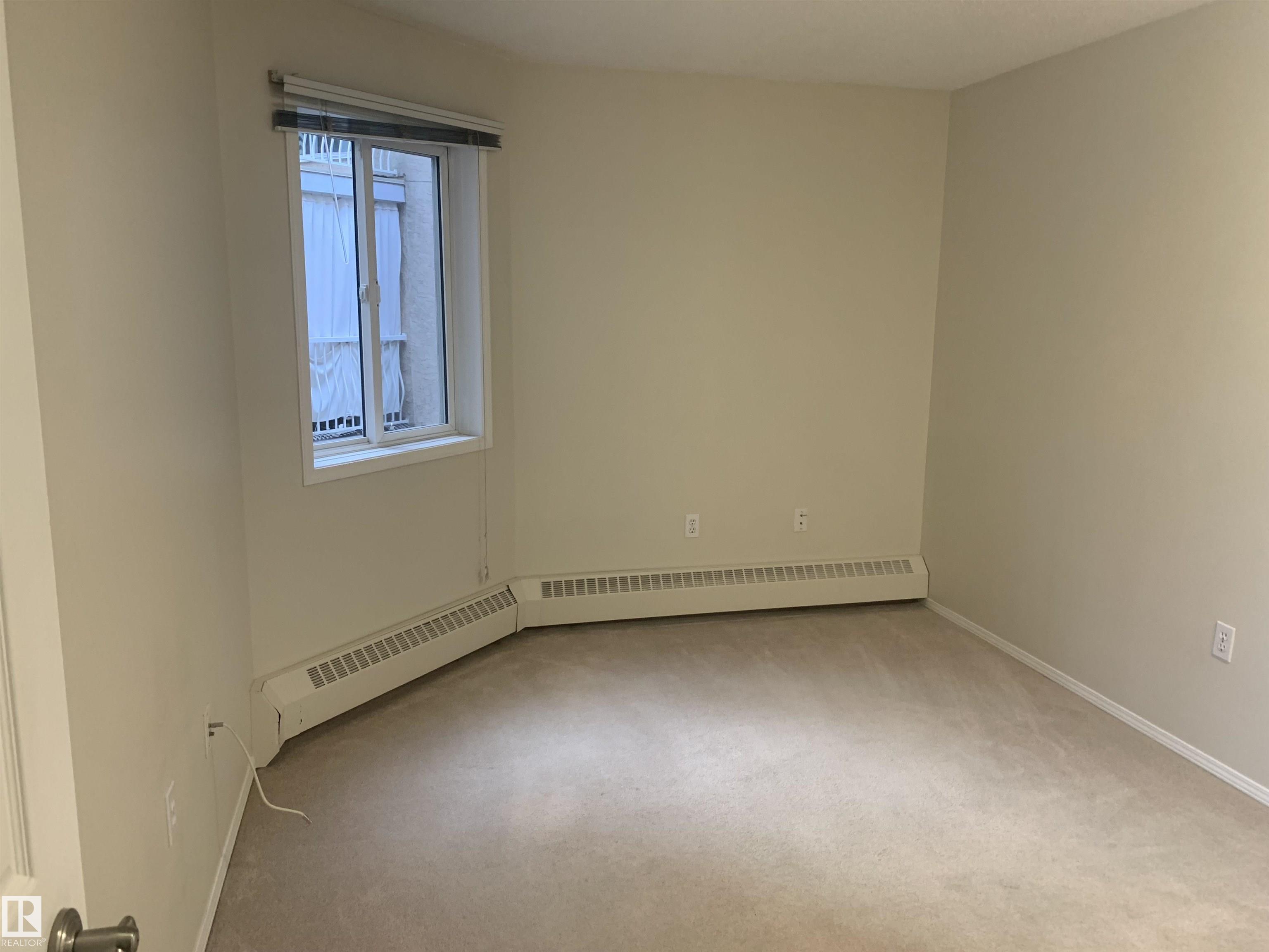 Photo 10 at 305 - 11716 100 Avenue NW, Wîhkwêntôwin, Edmonton