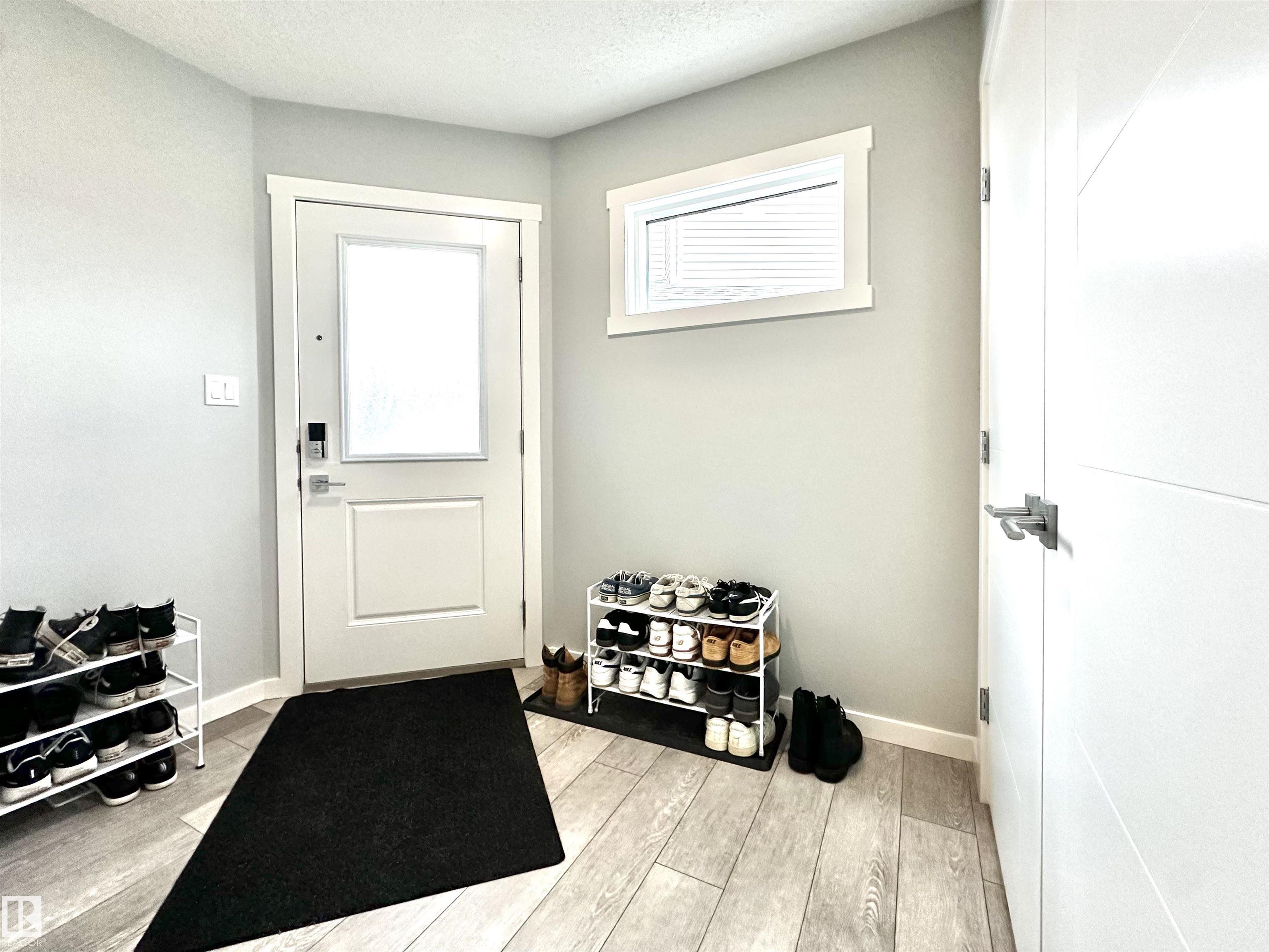 20947 95 Avenue NW, Webber Greens, Edmonton