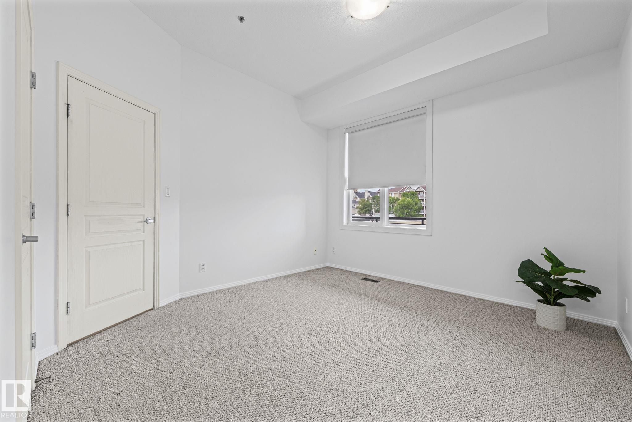 Photo 18 at 308 - 10147 112 Street NW, Wîhkwêntôwin, Edmonton