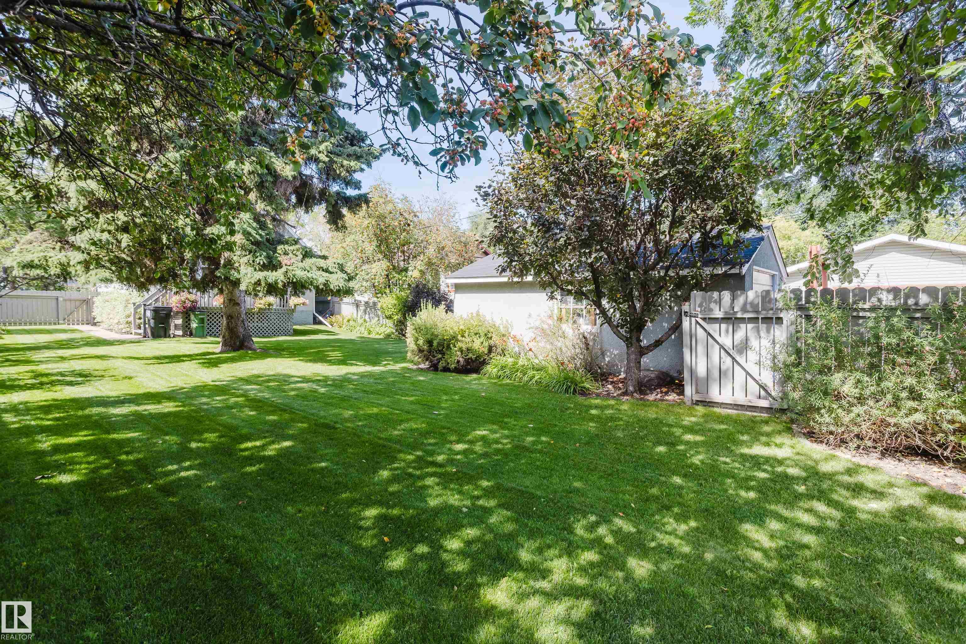 Photo 45 at 11231 126 Street NW, Inglewood, Edmonton