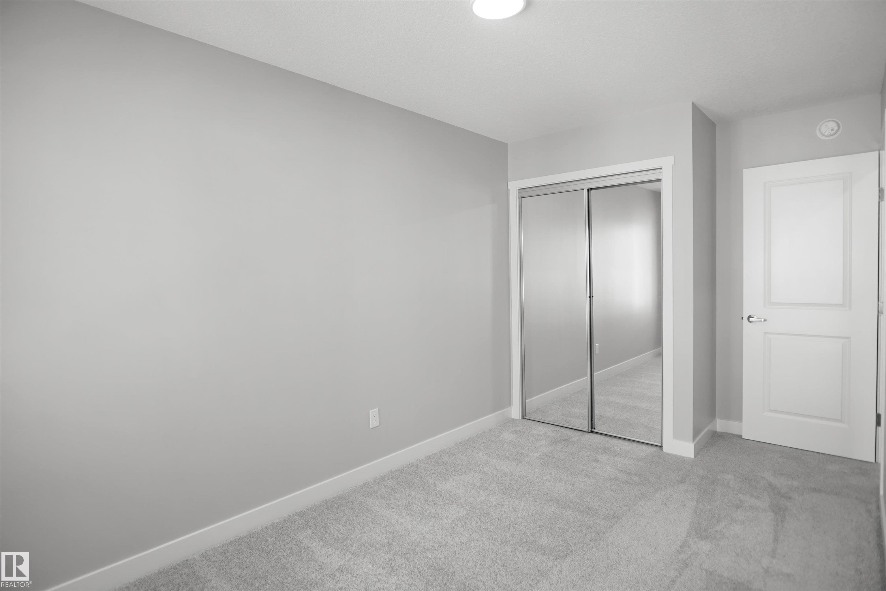 https://zimg.paragon.ice.com/ParagonImages/Property/PM/RAE/225419447/25/0/0/df419f8b675421c6ed270db5c489a83d/1/71f18a04b39e349cbdd6e340c741128b/225419447-85687619-cc63-4b1c-b7d0-2813890af001.JPG