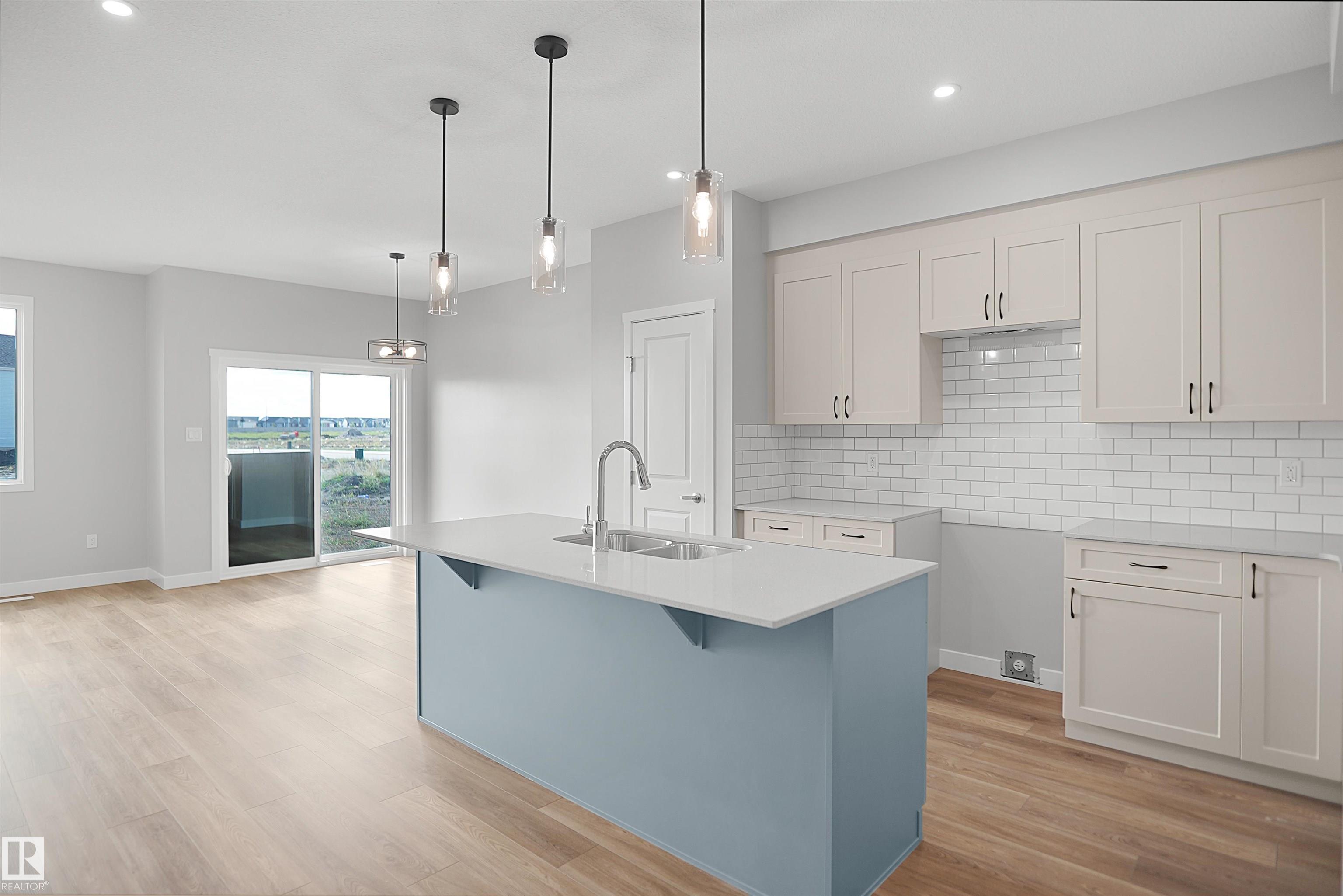https://zimg.paragon.ice.com/ParagonImages/Property/PM/RAE/225419447/9/0/0/0961da9bf033990d50c319889852c65e/1/71f18a04b39e349cbdd6e340c741128b/225419447-6d04916e-cb67-417e-9dee-1d5d1f18df71.JPG