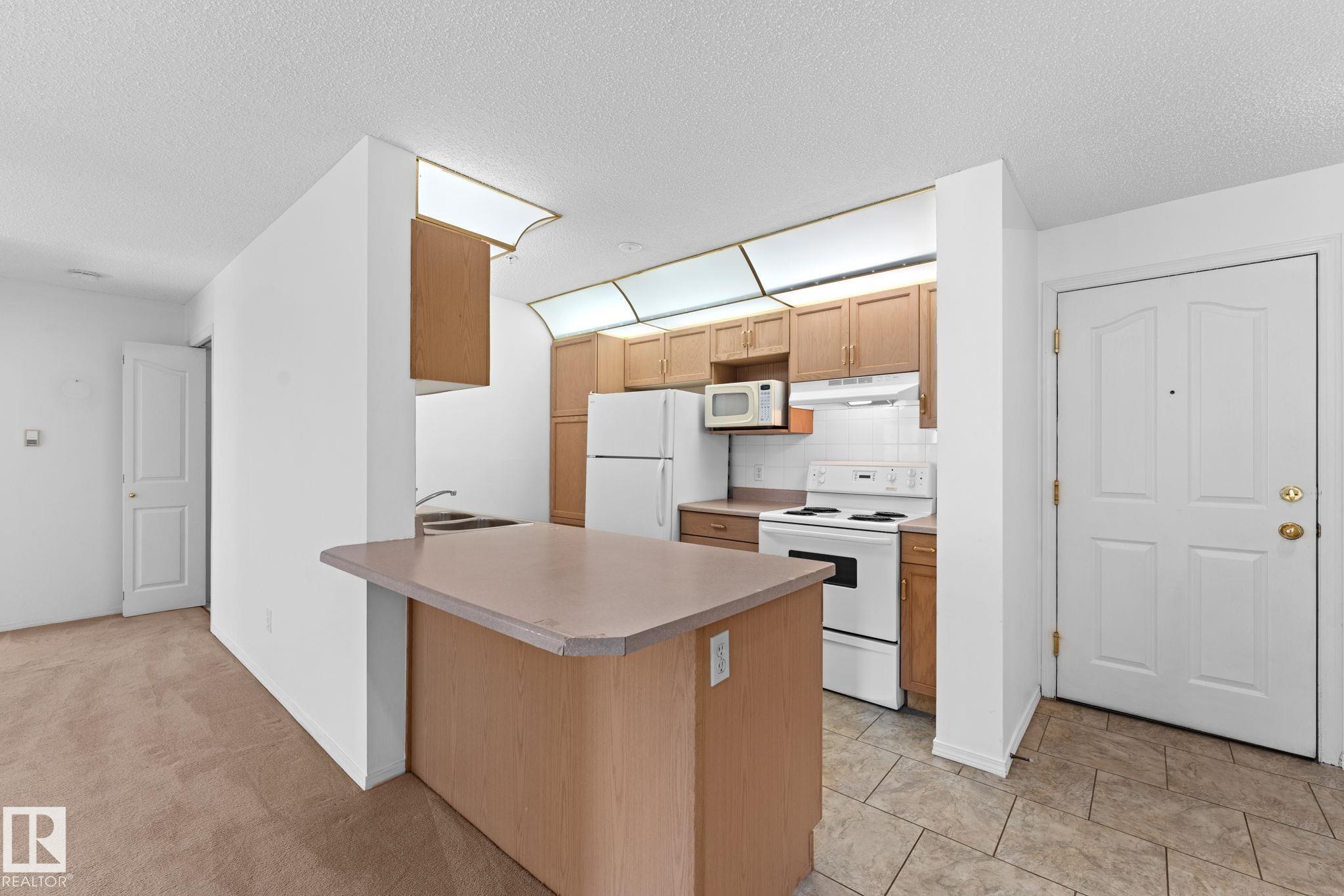 Photo 12 at 225 - 10511 42 Avenue NW, Rideau Park, Edmonton