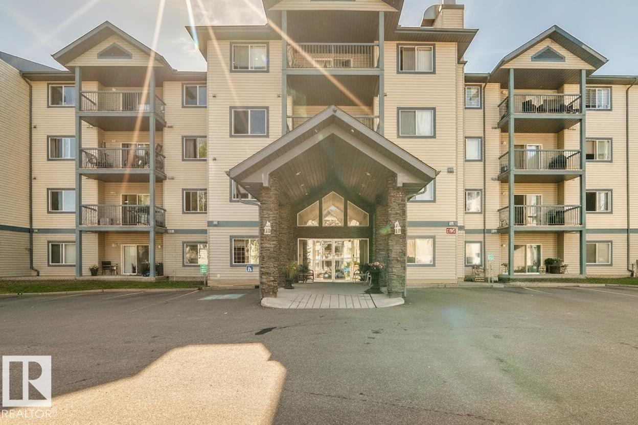204 - 16303 95 Street NW, Eaux Claires, Edmonton