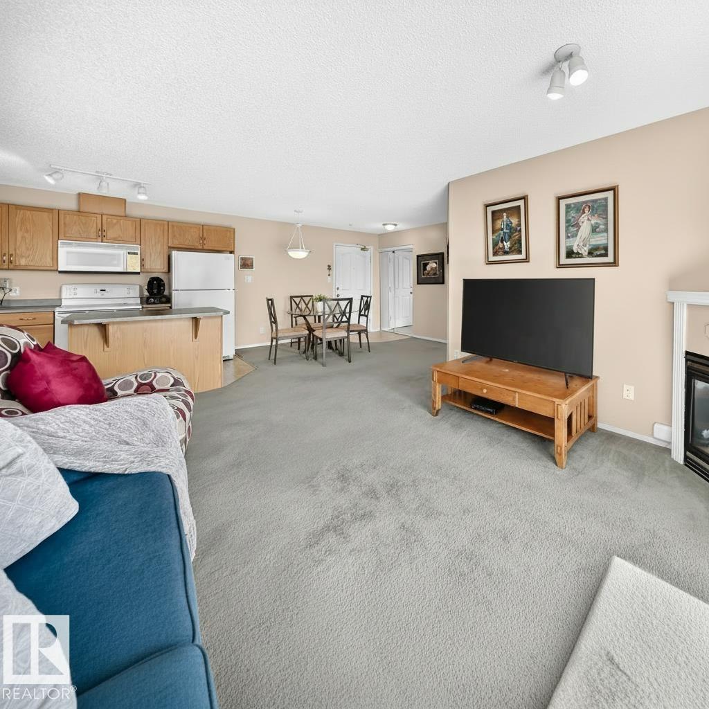 Photo 10 at 204 - 16303 95 Street NW, Eaux Claires, Edmonton