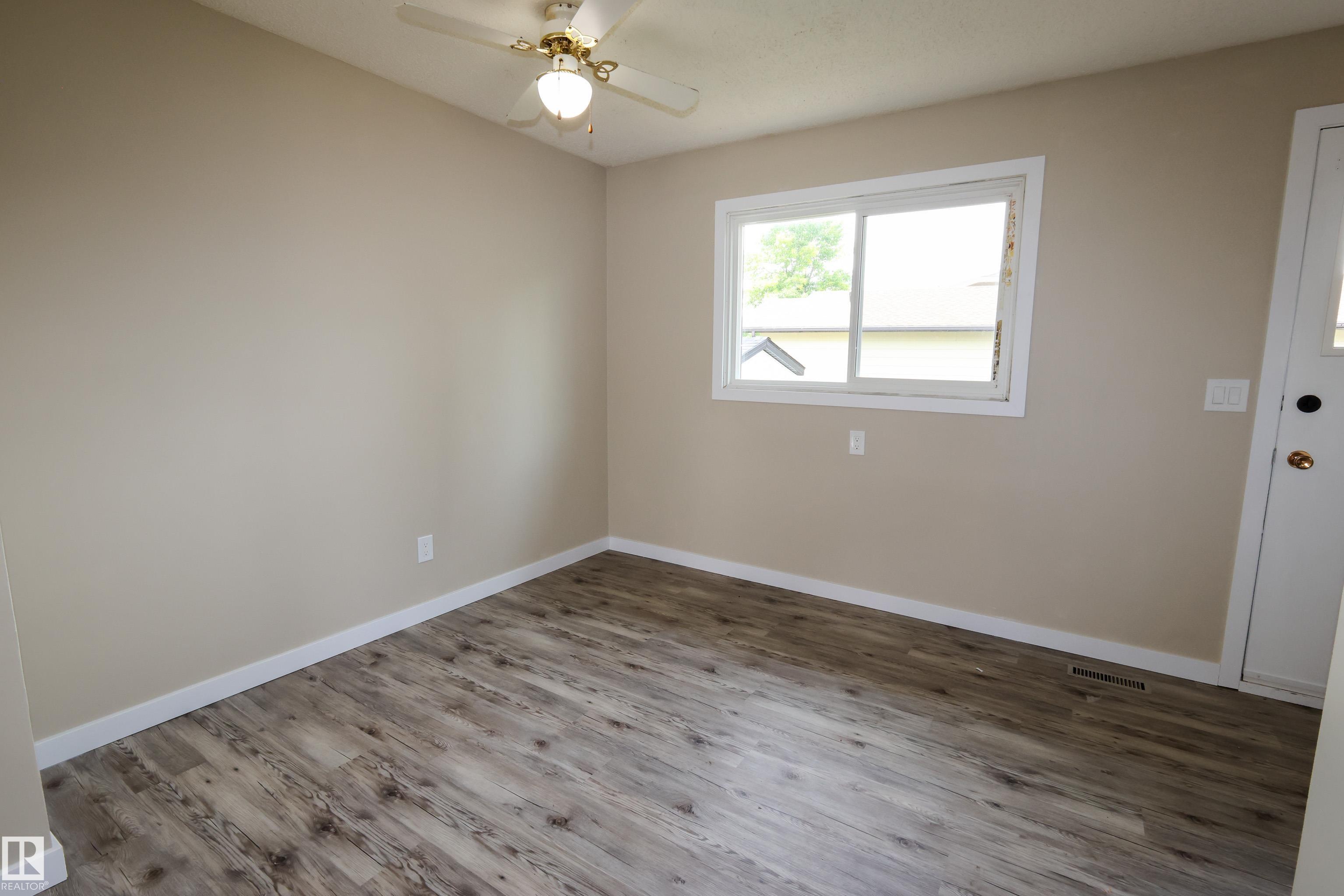 Photo 6 at 9704 104 Street, Morinville