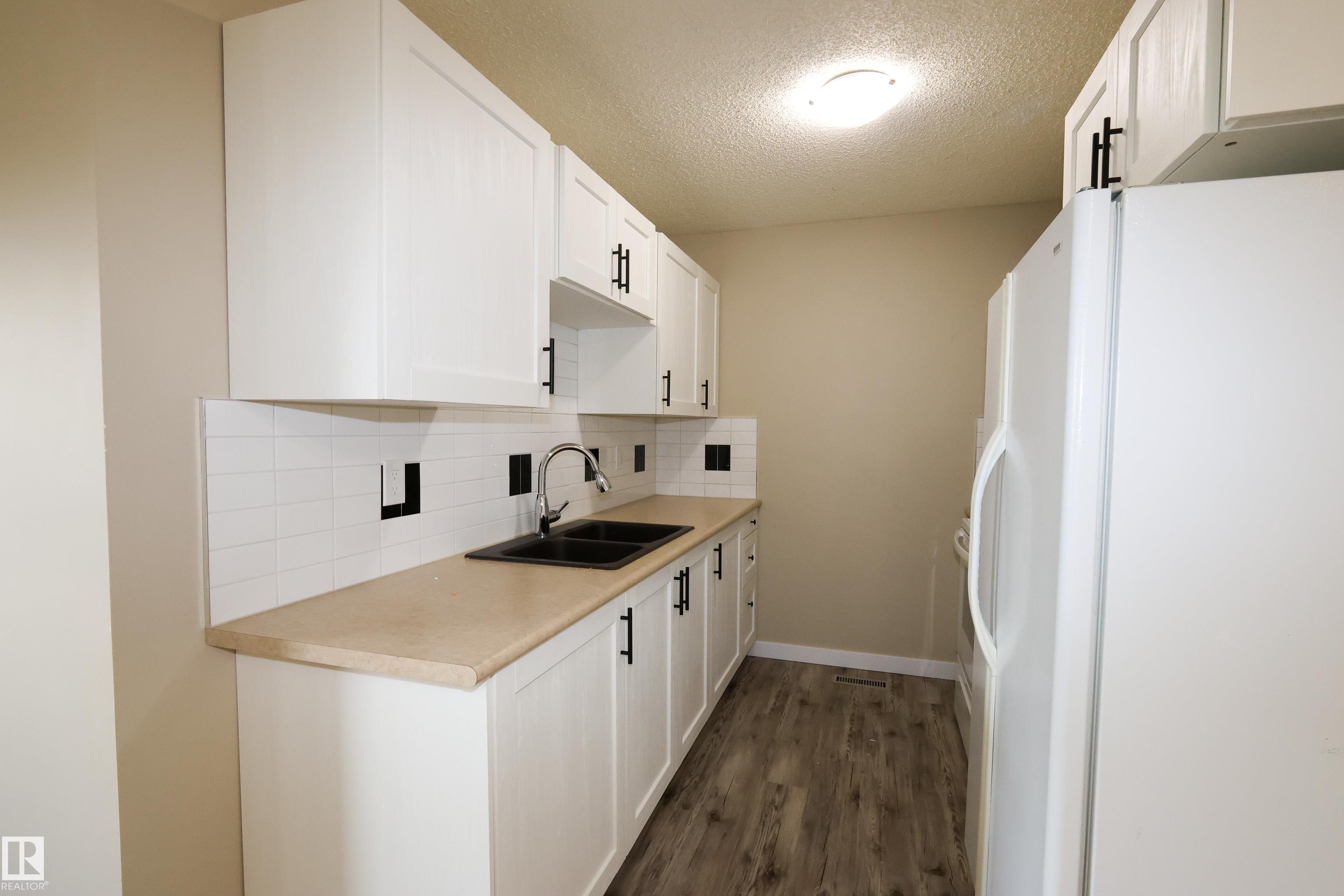 Photo 7 at 9704 104 Street, Morinville