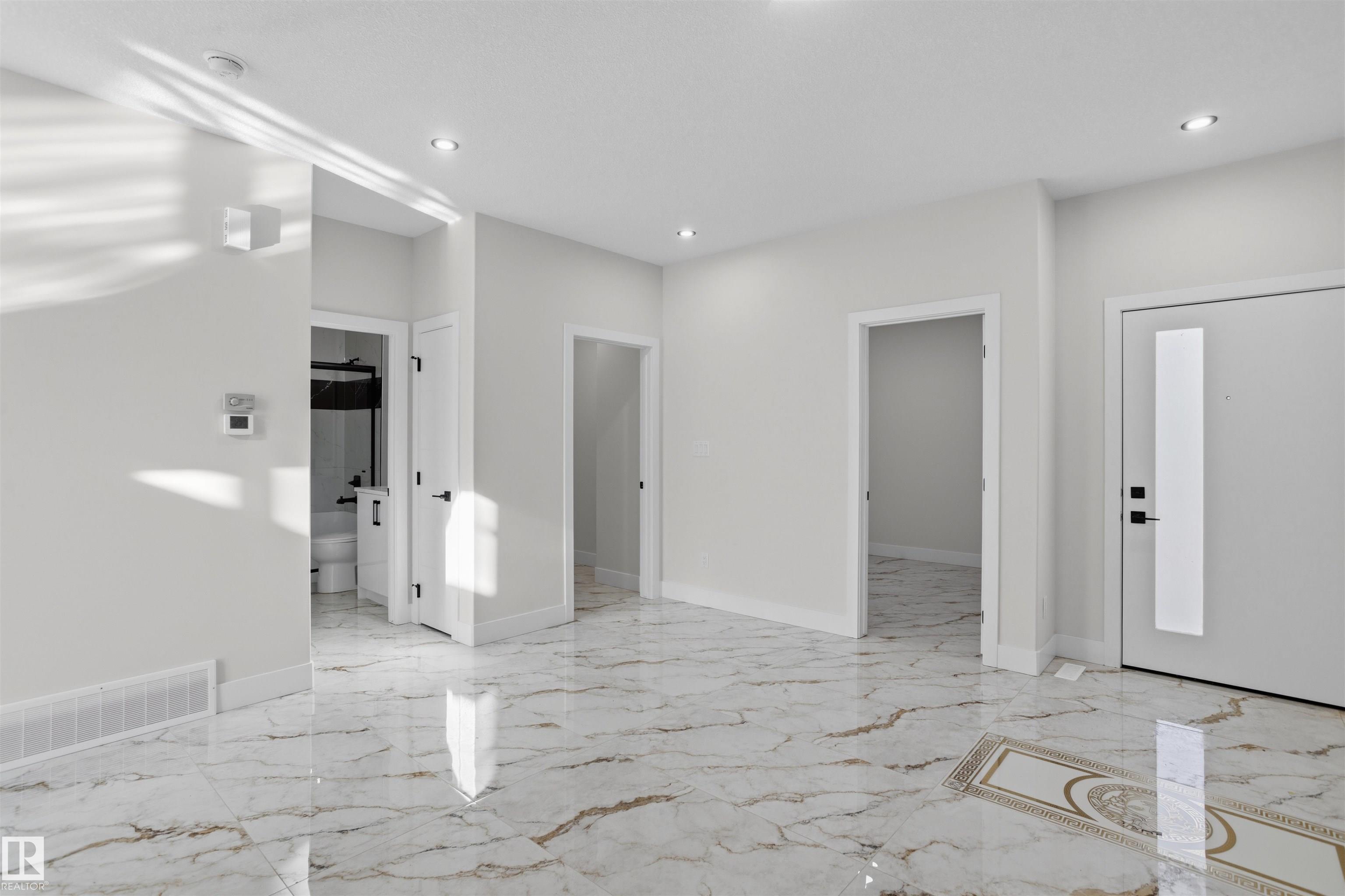 Photo 5 at 220 21 Street SW, Alces, Edmonton