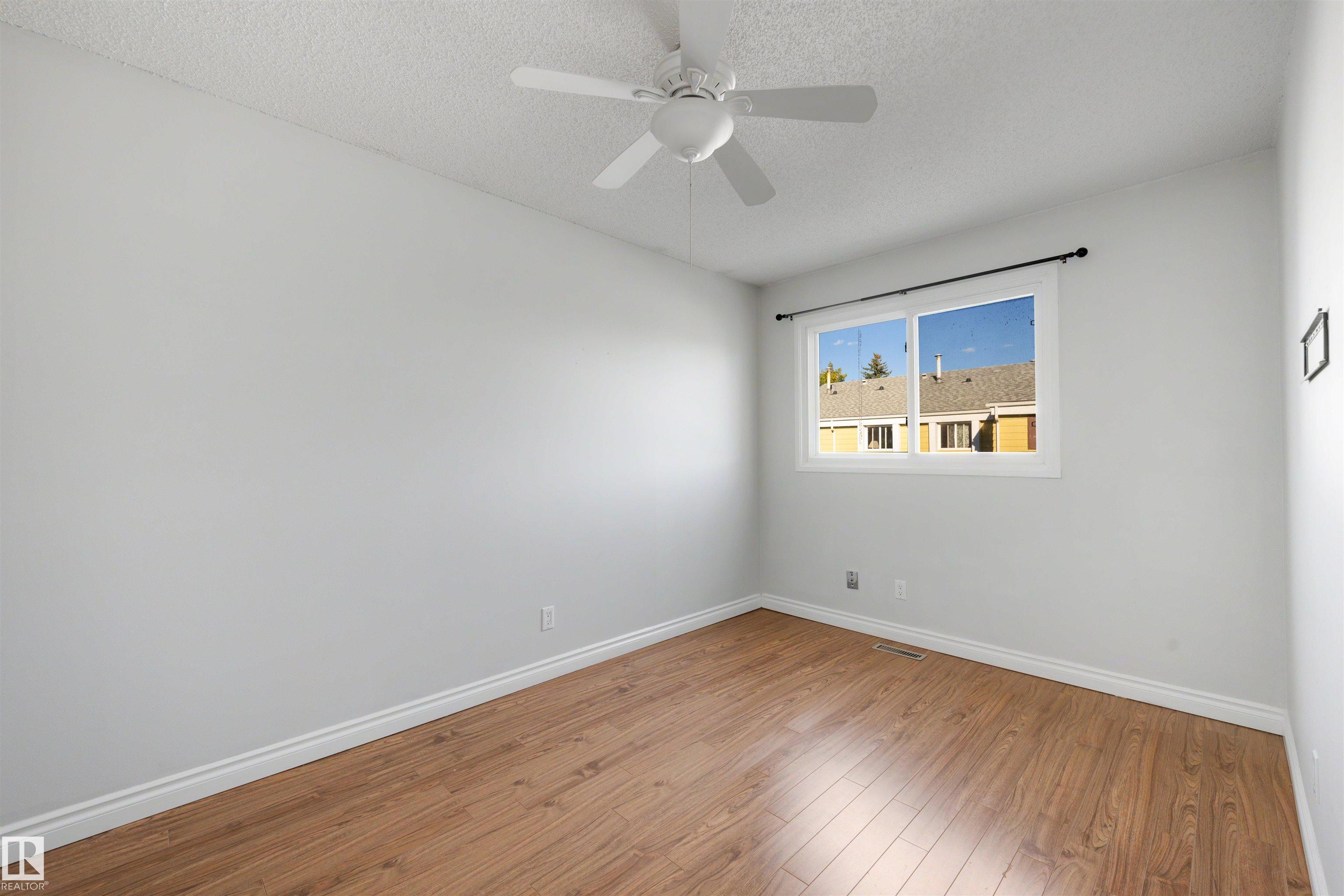 Photo 13 at 303 Primrose Gardens gardens NW, Aldergrove, Edmonton