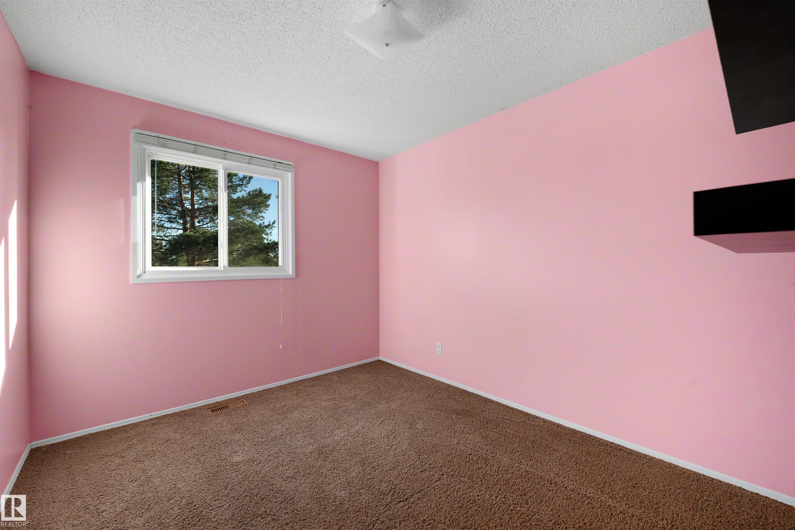 Photo 14 at 303 Primrose Gardens gardens NW, Aldergrove, Edmonton