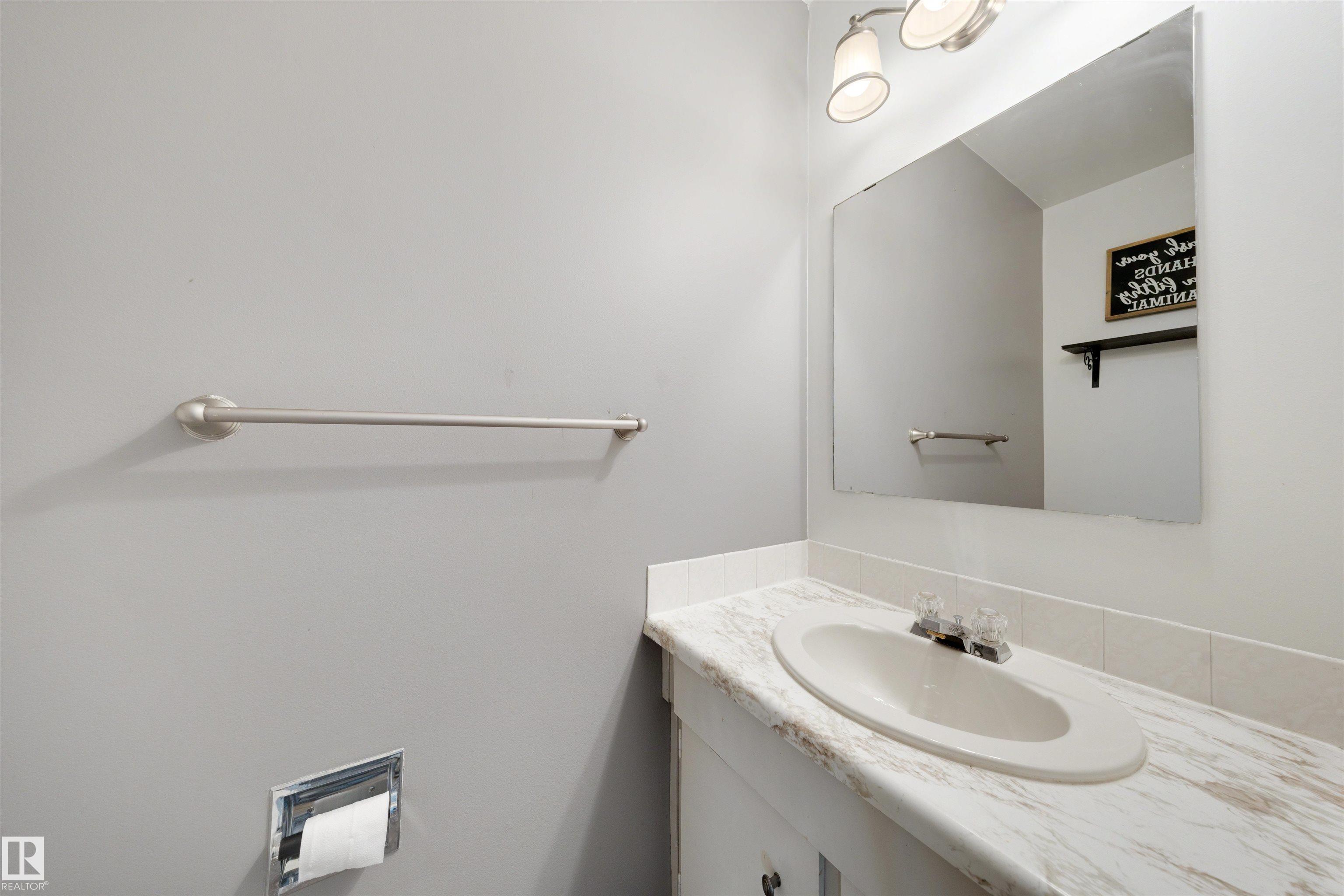 Photo 16 at 303 Primrose Gardens gardens NW, Aldergrove, Edmonton