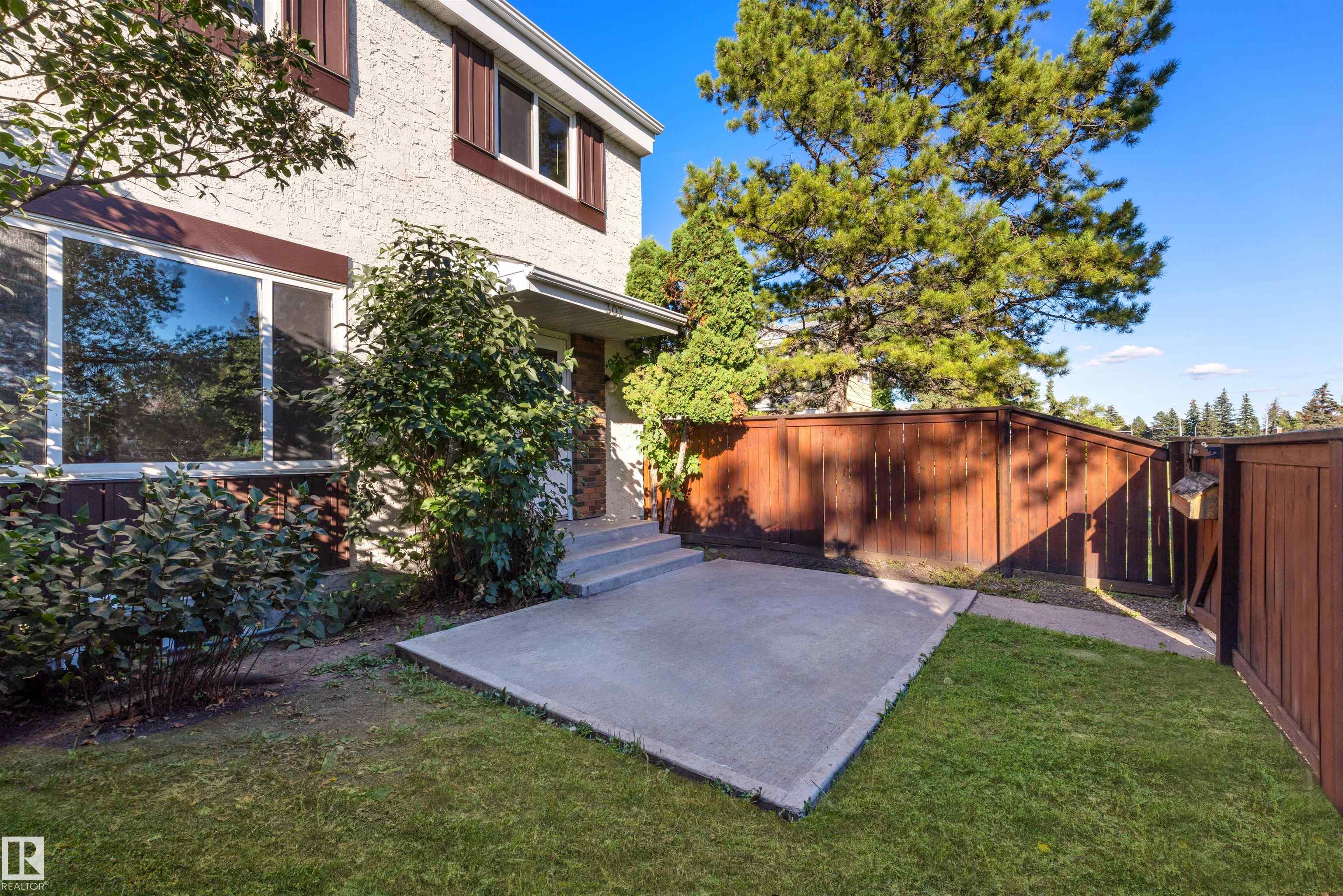 Photo 17 at 303 Primrose Gardens gardens NW, Aldergrove, Edmonton