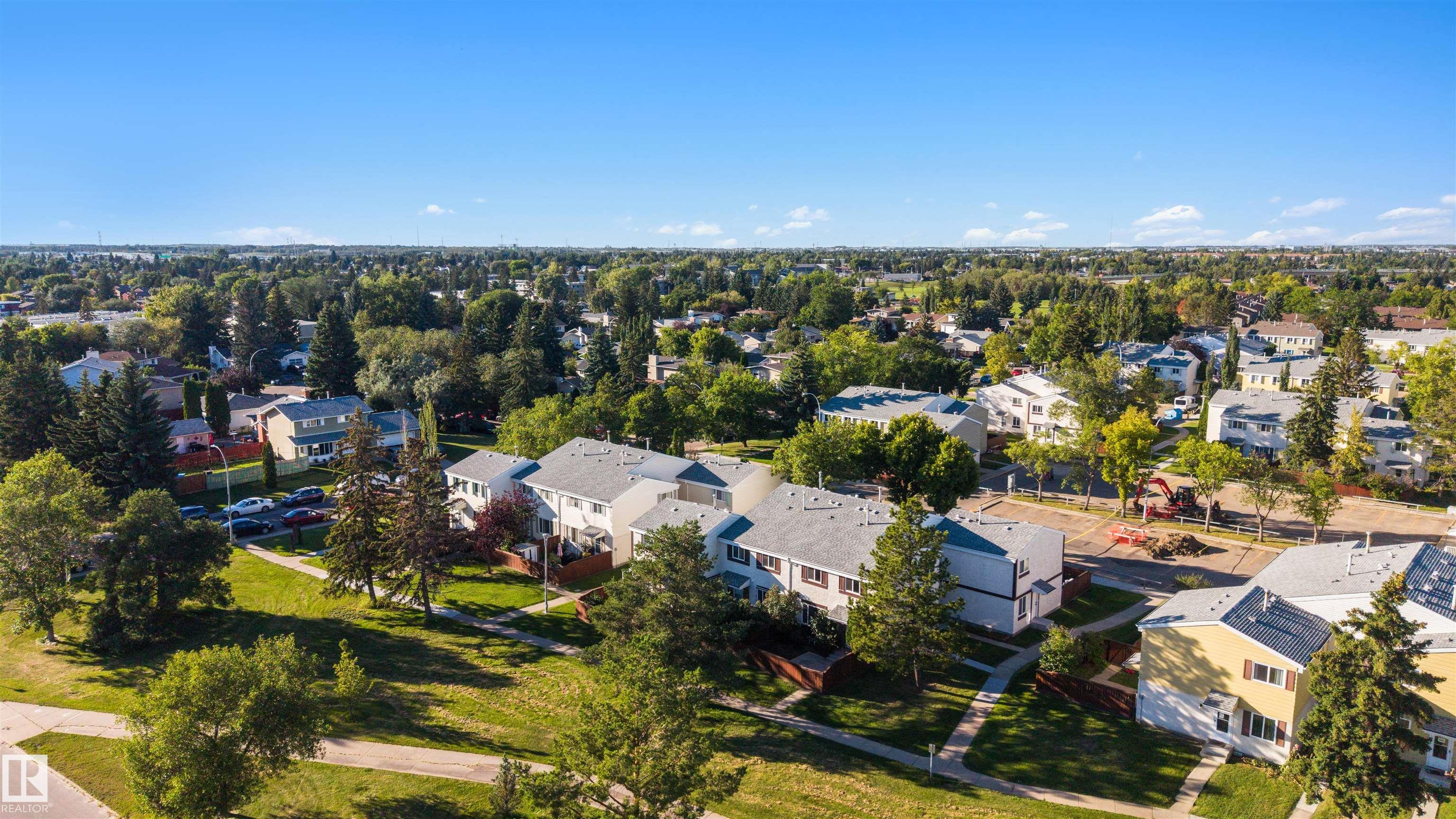 Photo 19 at 303 Primrose Gardens gardens NW, Aldergrove, Edmonton