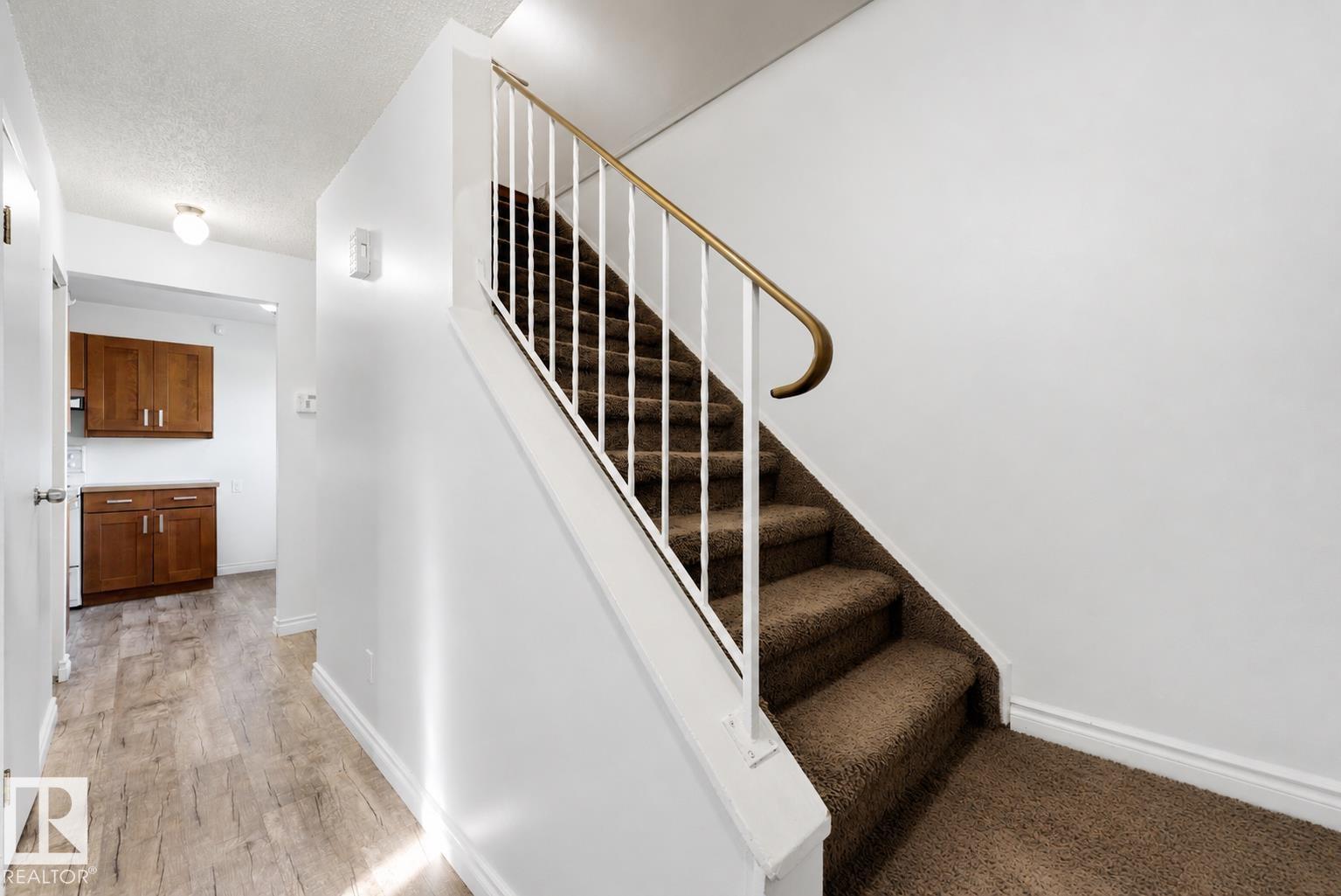 303 Primrose Gardens gardens NW, Aldergrove, Edmonton